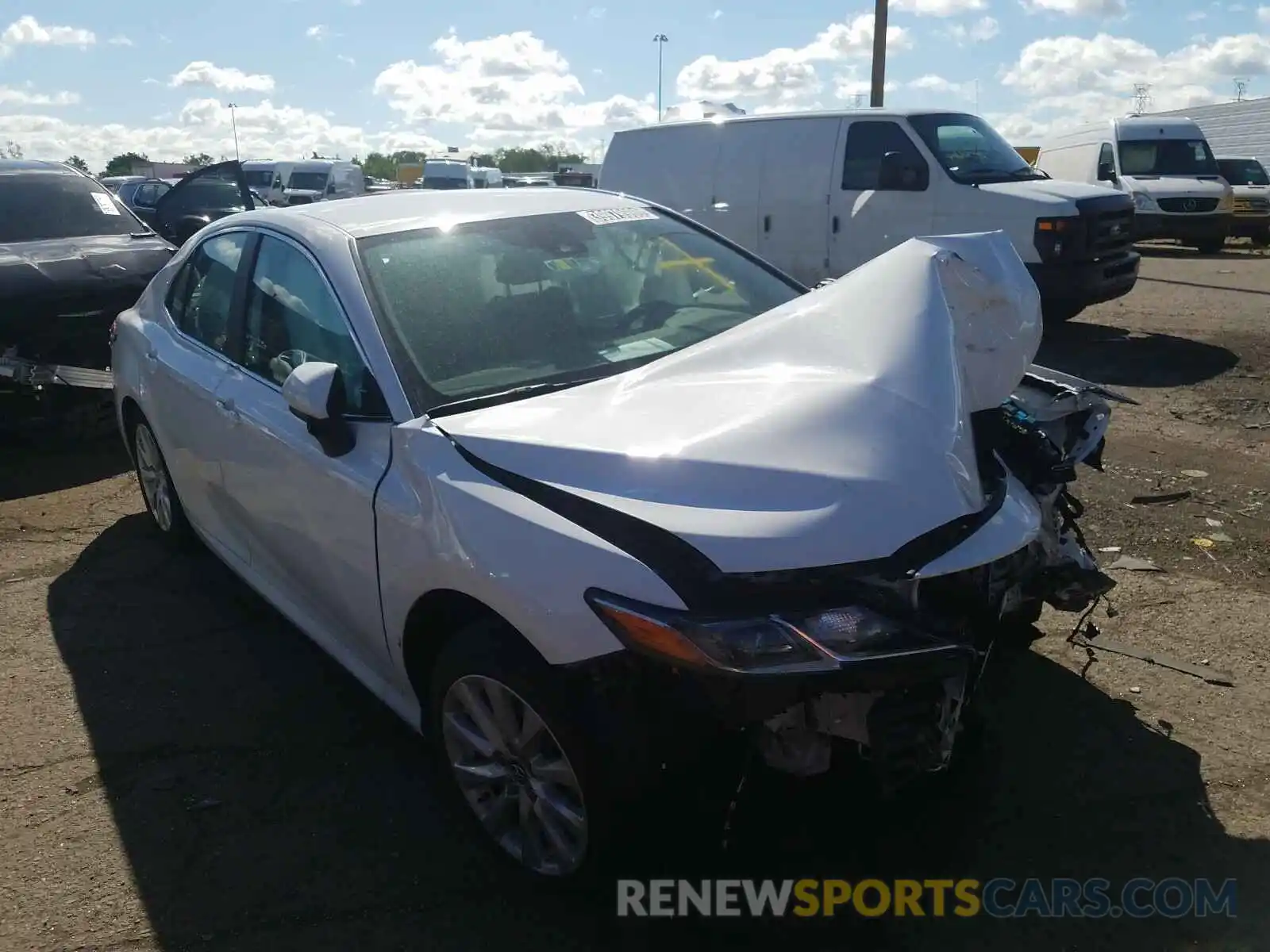 1 Photograph of a damaged car 4T1B11HK3KU258022 TOYOTA CAMRY 2019