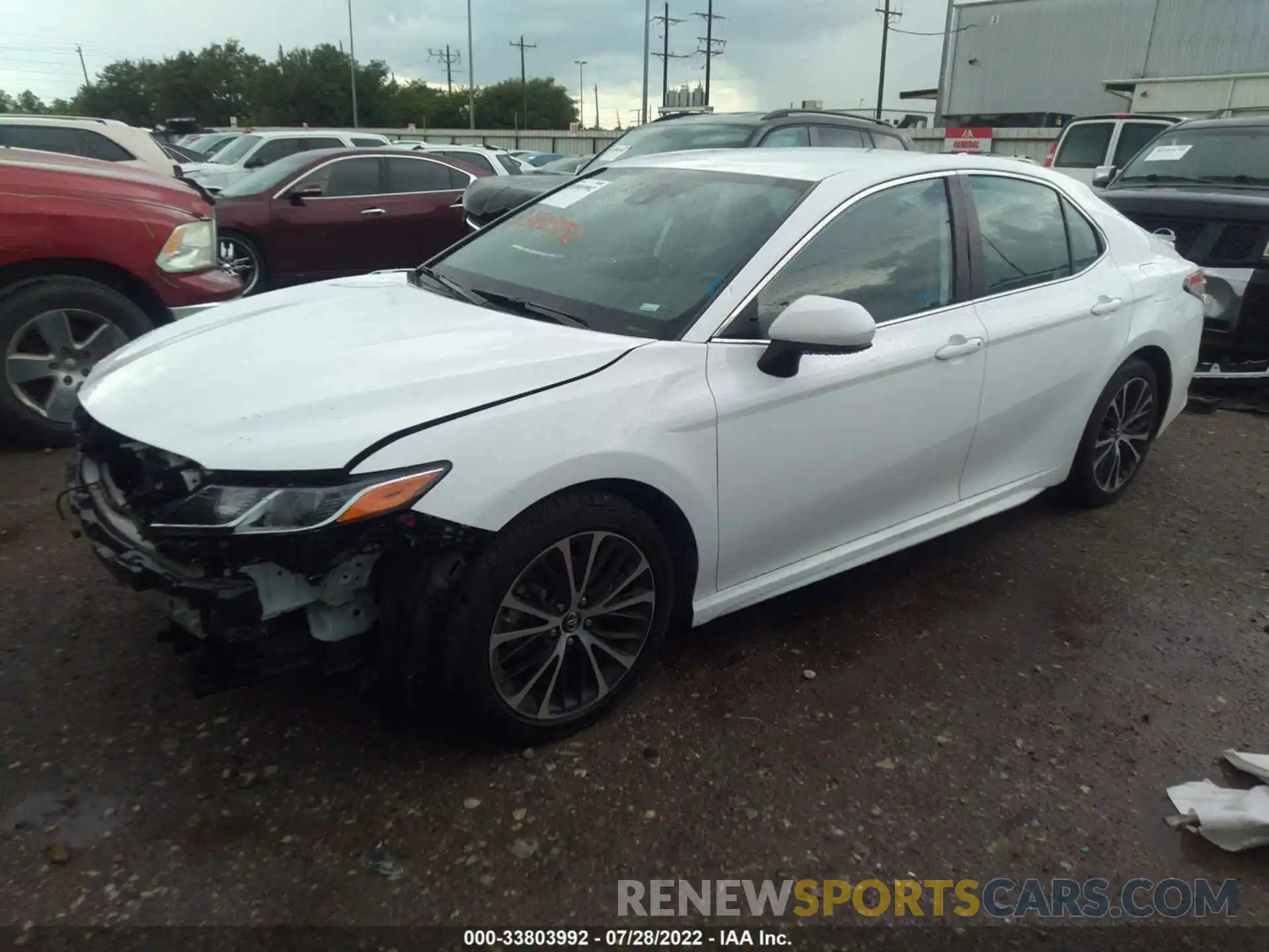 2 Photograph of a damaged car 4T1B11HK3KU258215 TOYOTA CAMRY 2019