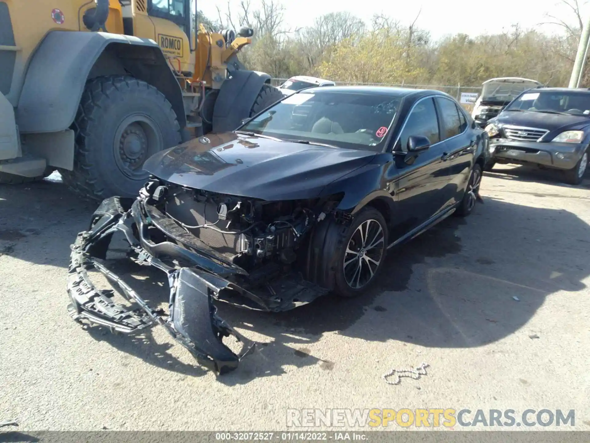 2 Photograph of a damaged car 4T1B11HK3KU258361 TOYOTA CAMRY 2019