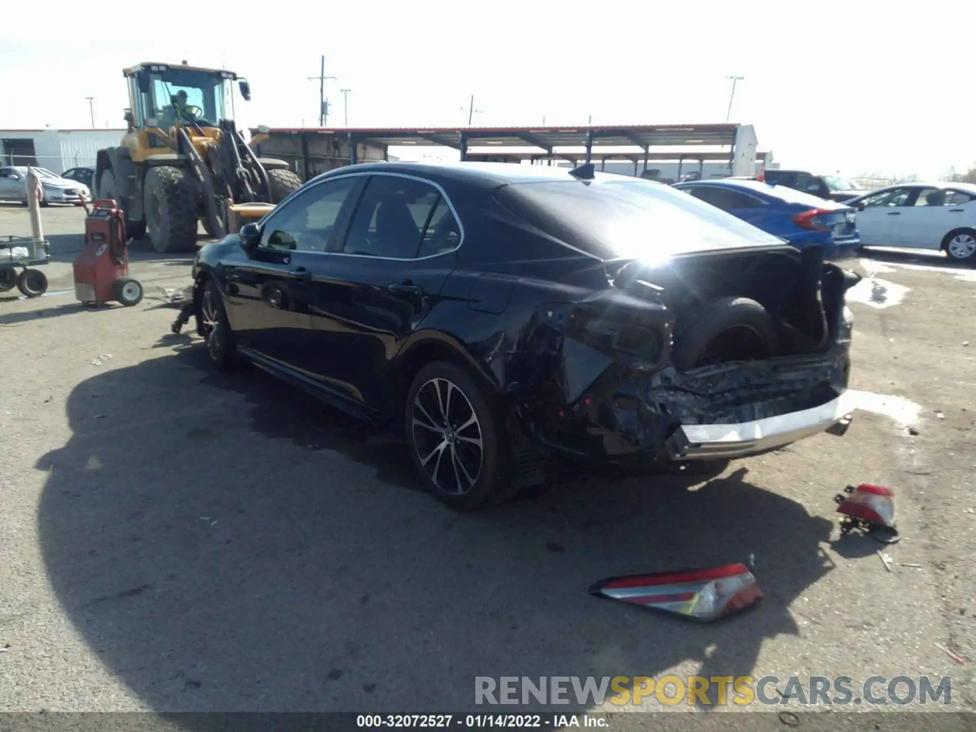 3 Photograph of a damaged car 4T1B11HK3KU258361 TOYOTA CAMRY 2019