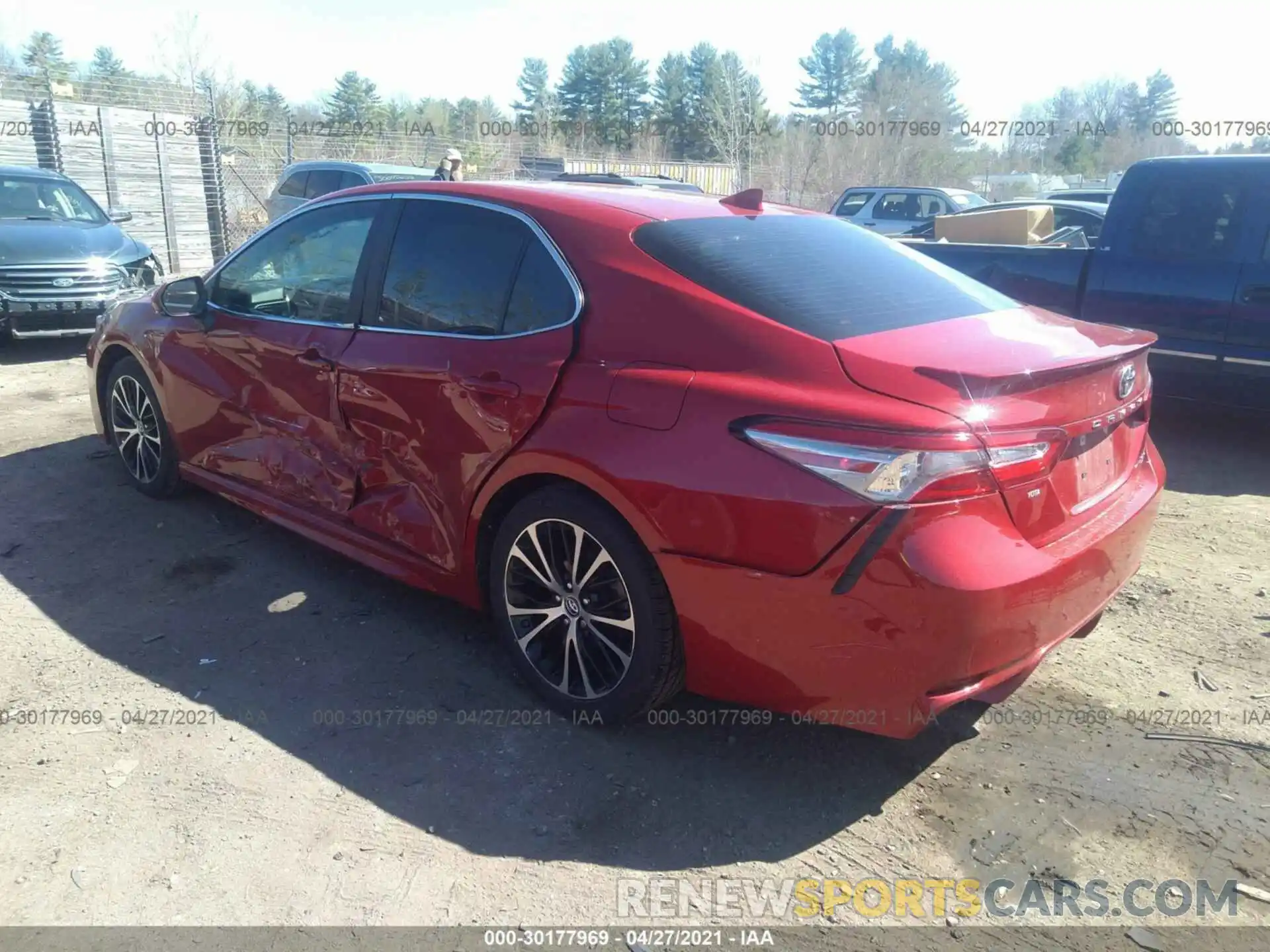 3 Photograph of a damaged car 4T1B11HK3KU259400 TOYOTA CAMRY 2019