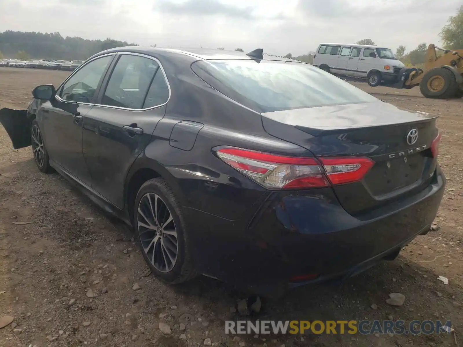 3 Photograph of a damaged car 4T1B11HK3KU260109 TOYOTA CAMRY 2019