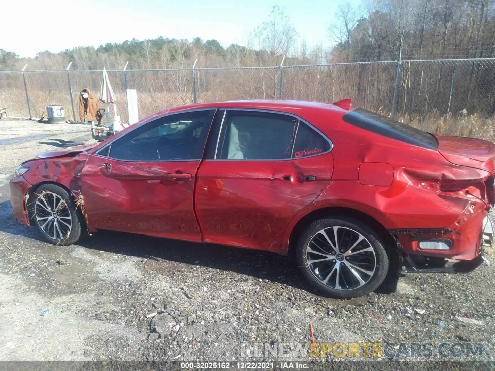 5 Photograph of a damaged car 4T1B11HK3KU260546 TOYOTA CAMRY 2019