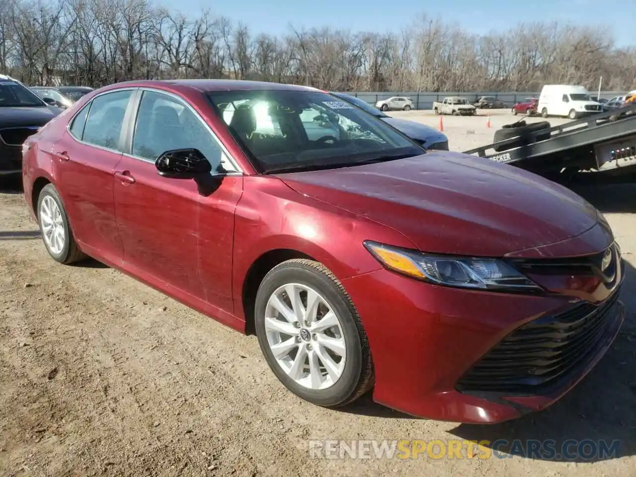 1 Photograph of a damaged car 4T1B11HK3KU266573 TOYOTA CAMRY 2019