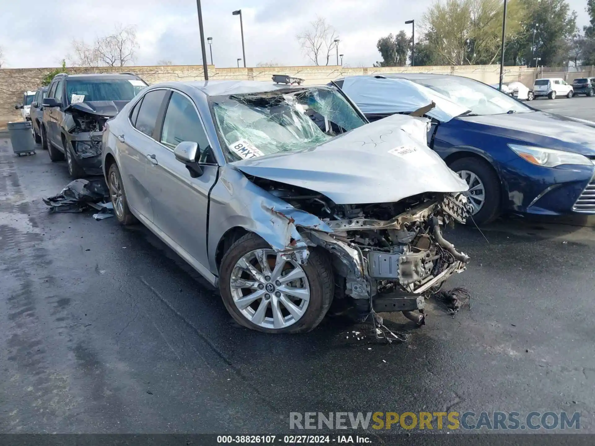 1 Photograph of a damaged car 4T1B11HK3KU267058 TOYOTA CAMRY 2019