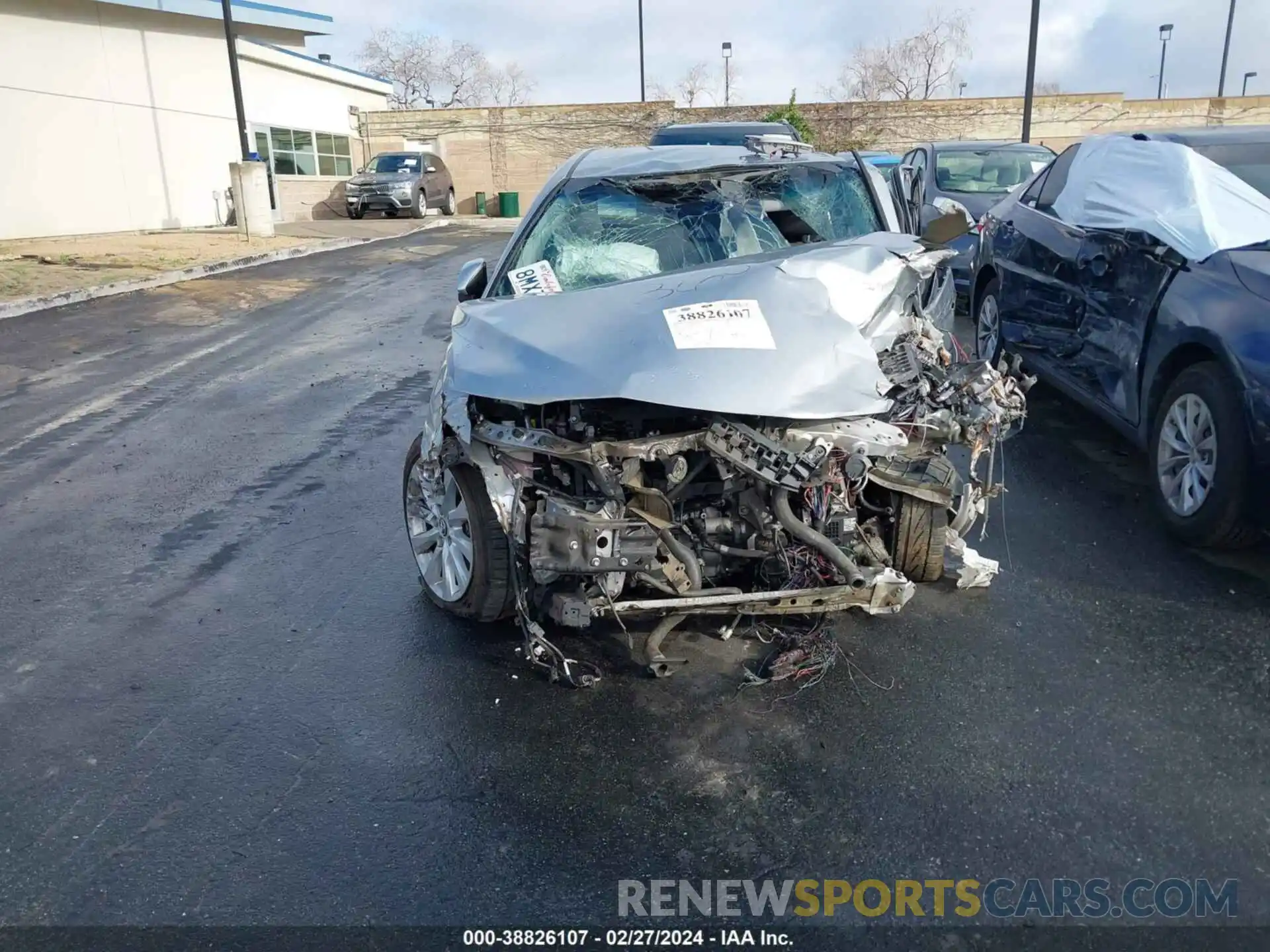 11 Photograph of a damaged car 4T1B11HK3KU267058 TOYOTA CAMRY 2019