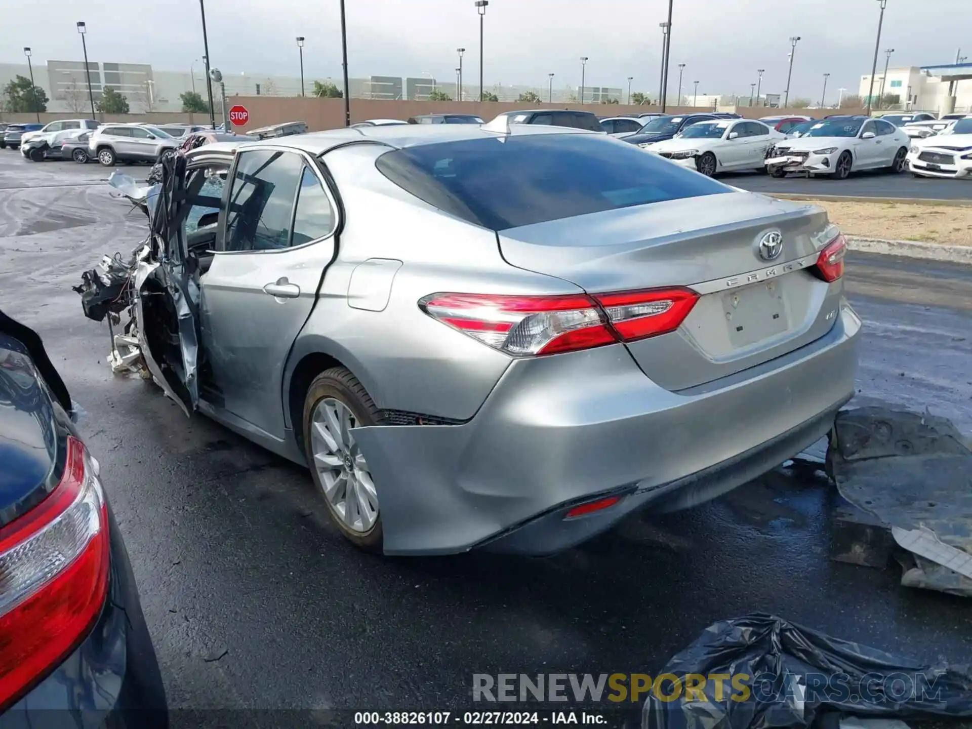 3 Photograph of a damaged car 4T1B11HK3KU267058 TOYOTA CAMRY 2019