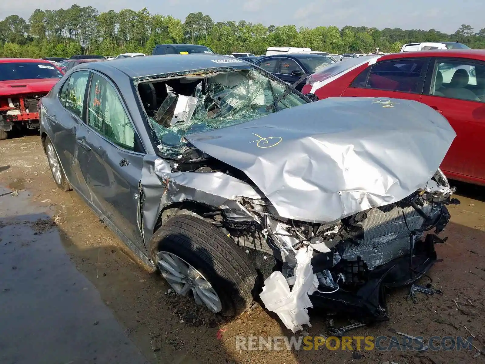 1 Photograph of a damaged car 4T1B11HK3KU267318 TOYOTA CAMRY 2019