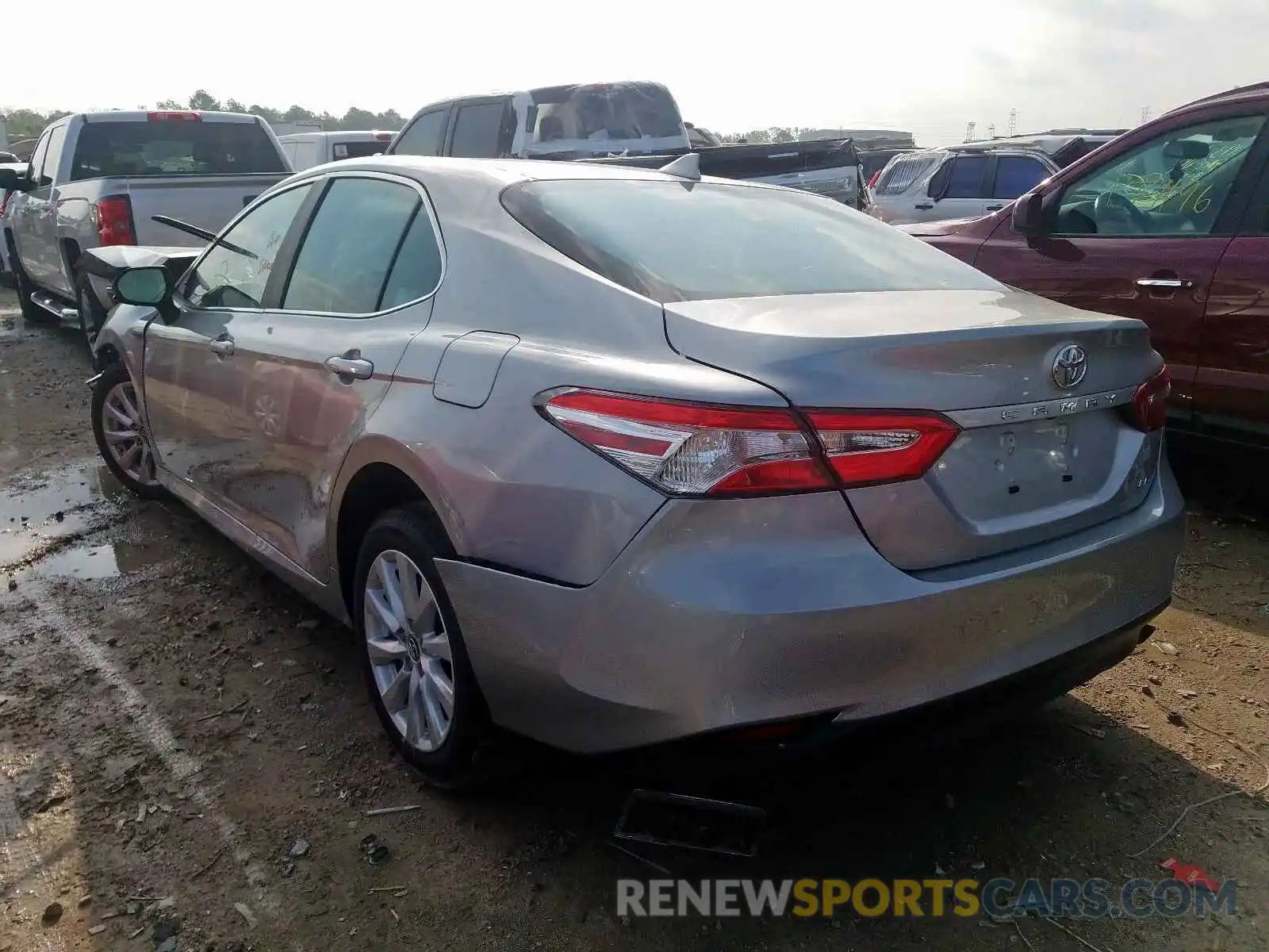 3 Photograph of a damaged car 4T1B11HK3KU267318 TOYOTA CAMRY 2019