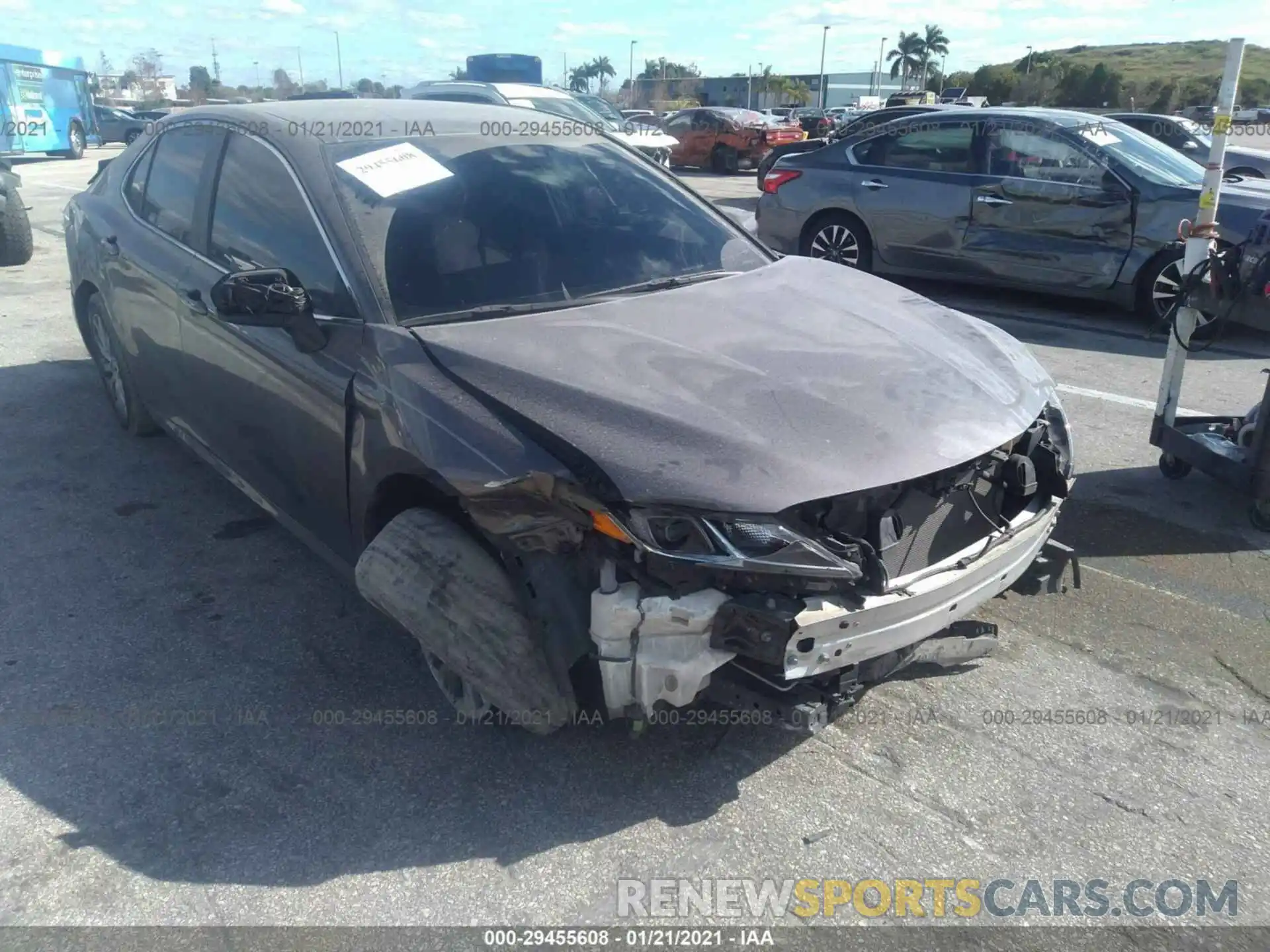 1 Photograph of a damaged car 4T1B11HK3KU267819 TOYOTA CAMRY 2019