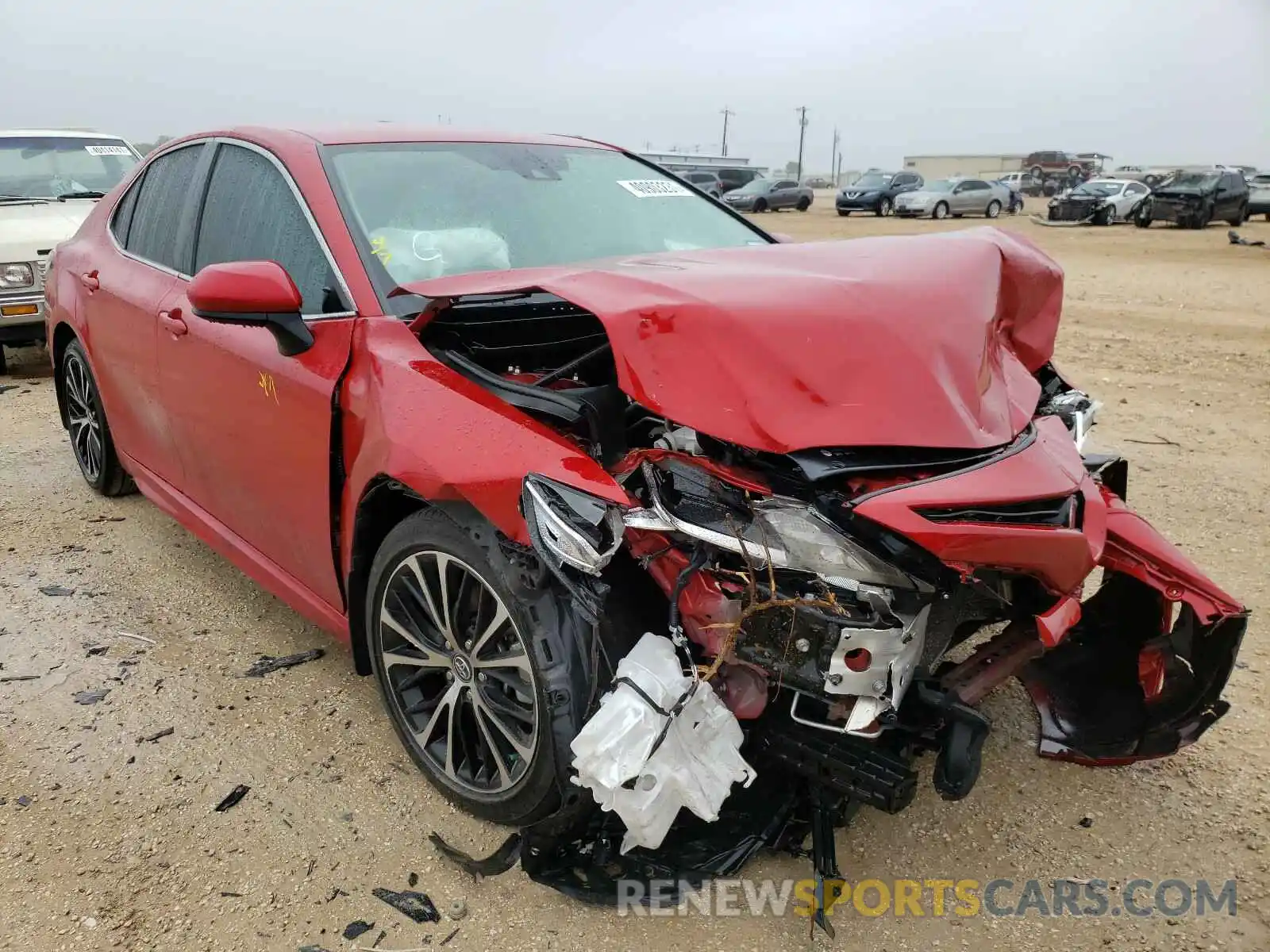 1 Photograph of a damaged car 4T1B11HK3KU268842 TOYOTA CAMRY 2019