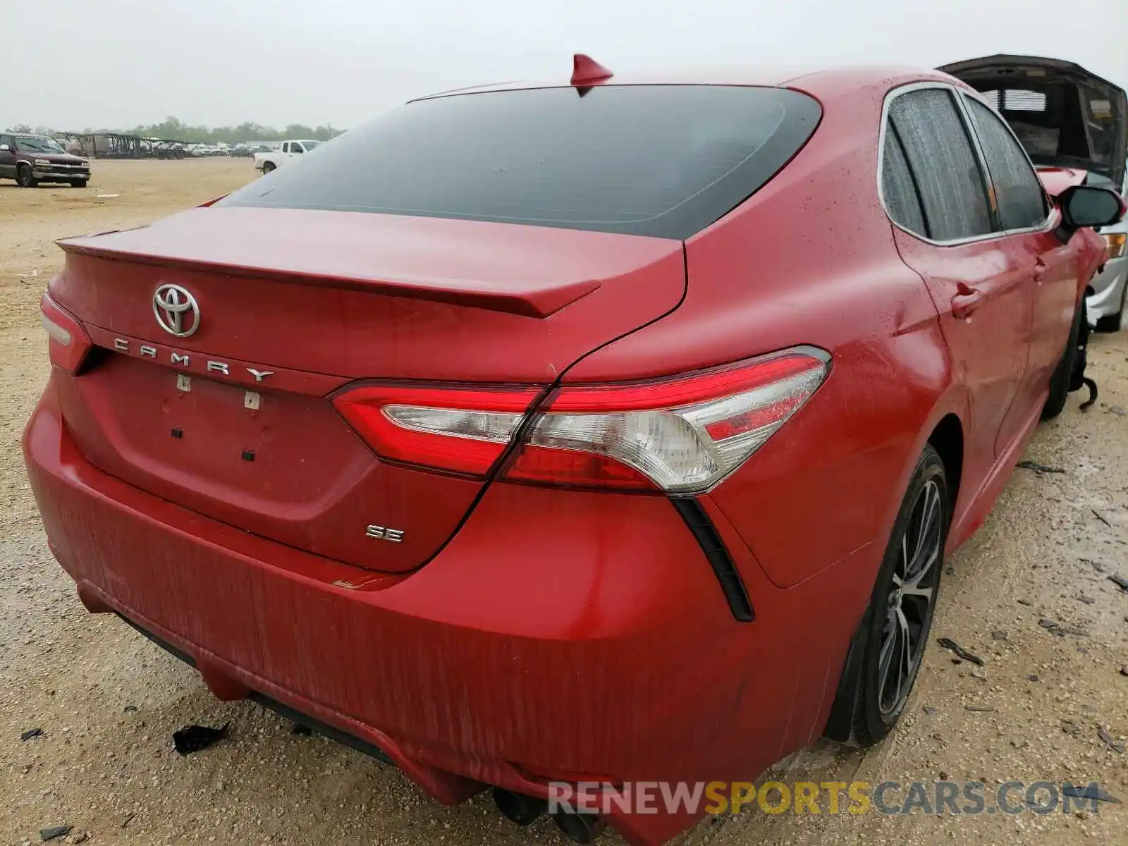 4 Photograph of a damaged car 4T1B11HK3KU268842 TOYOTA CAMRY 2019