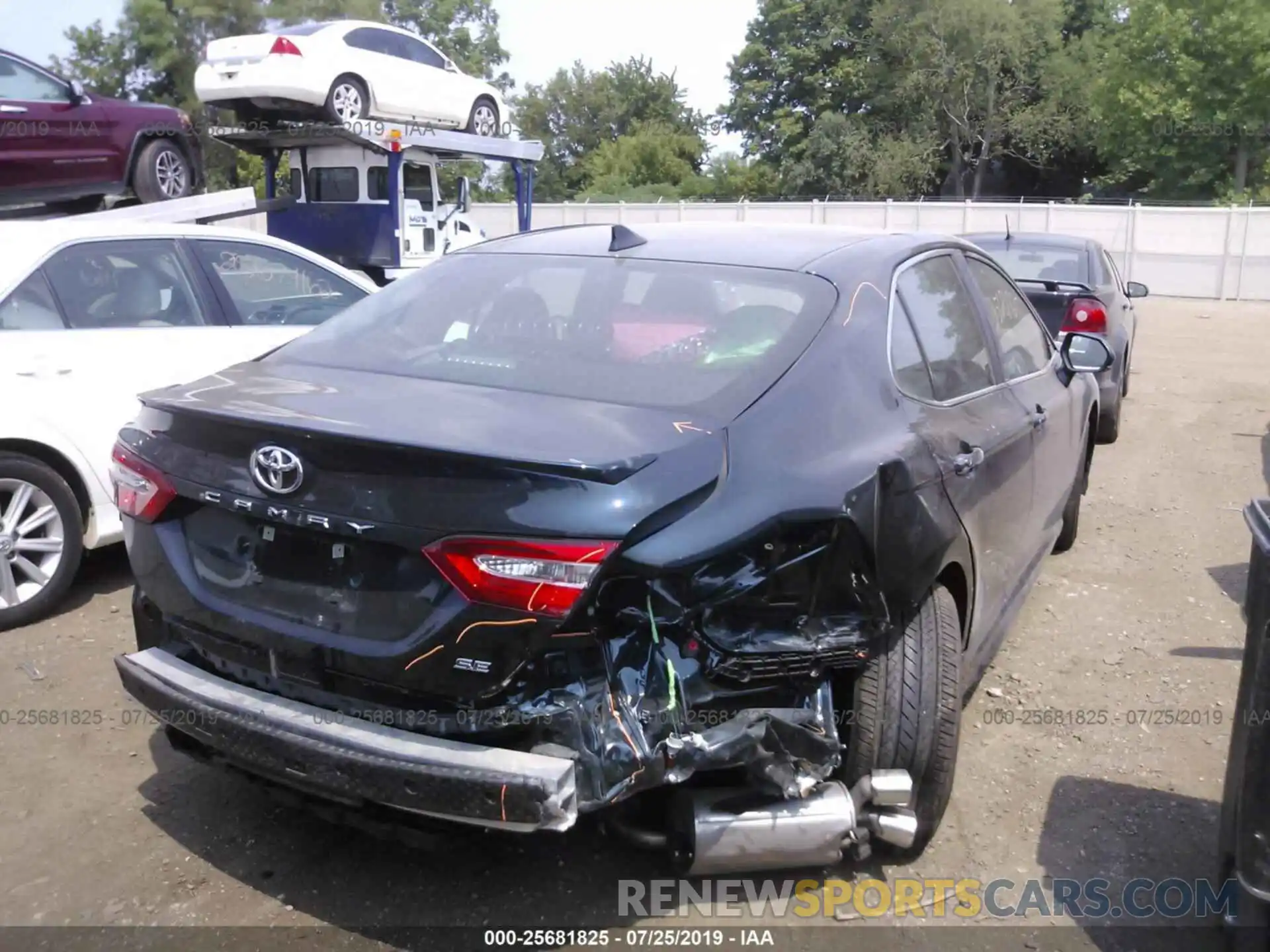 6 Photograph of a damaged car 4T1B11HK3KU269635 TOYOTA CAMRY 2019