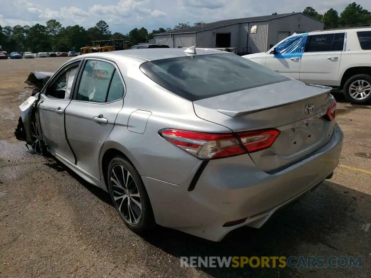 3 Photograph of a damaged car 4T1B11HK3KU269683 TOYOTA CAMRY 2019