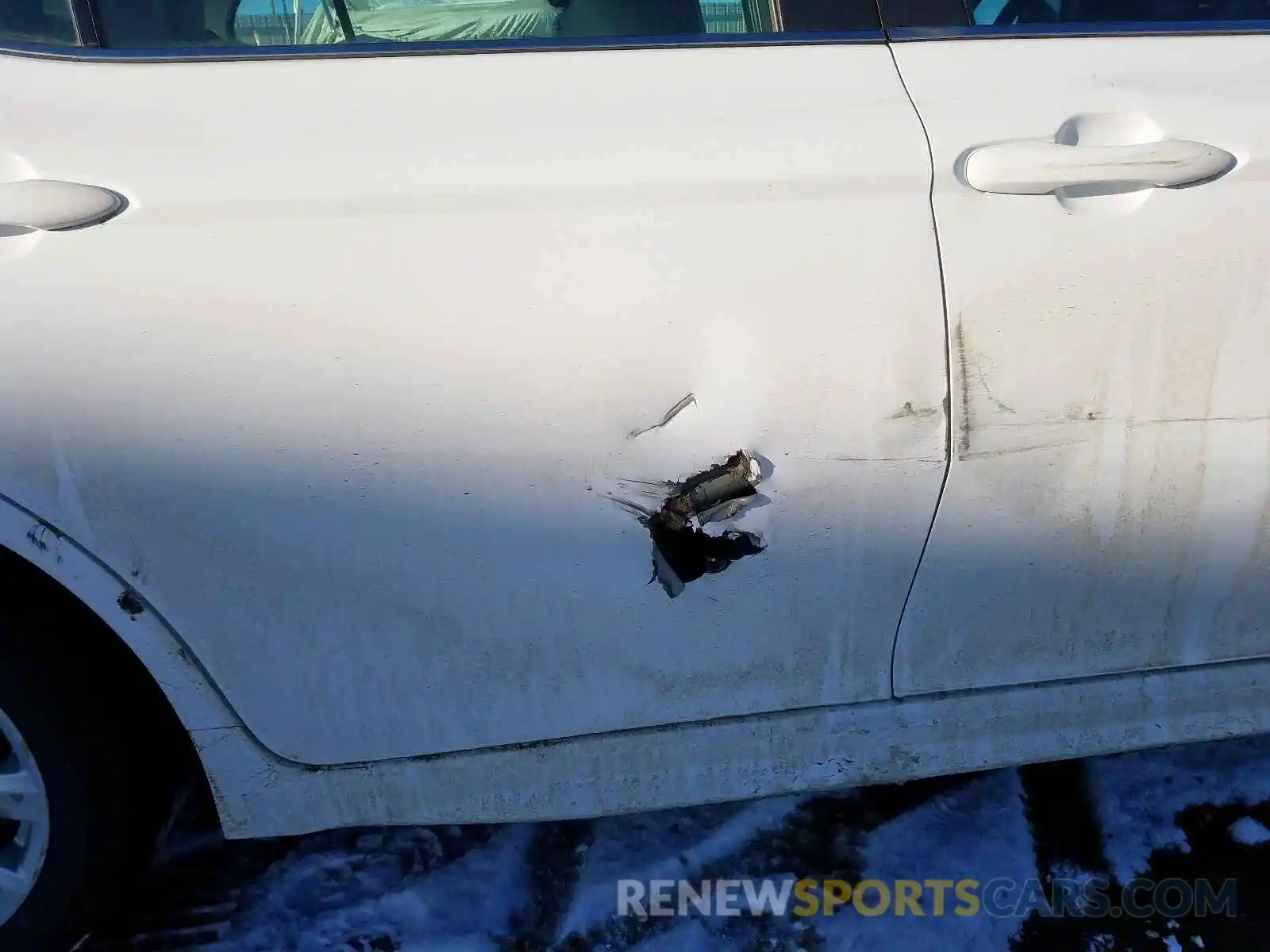 9 Photograph of a damaged car 4T1B11HK3KU270008 TOYOTA CAMRY 2019