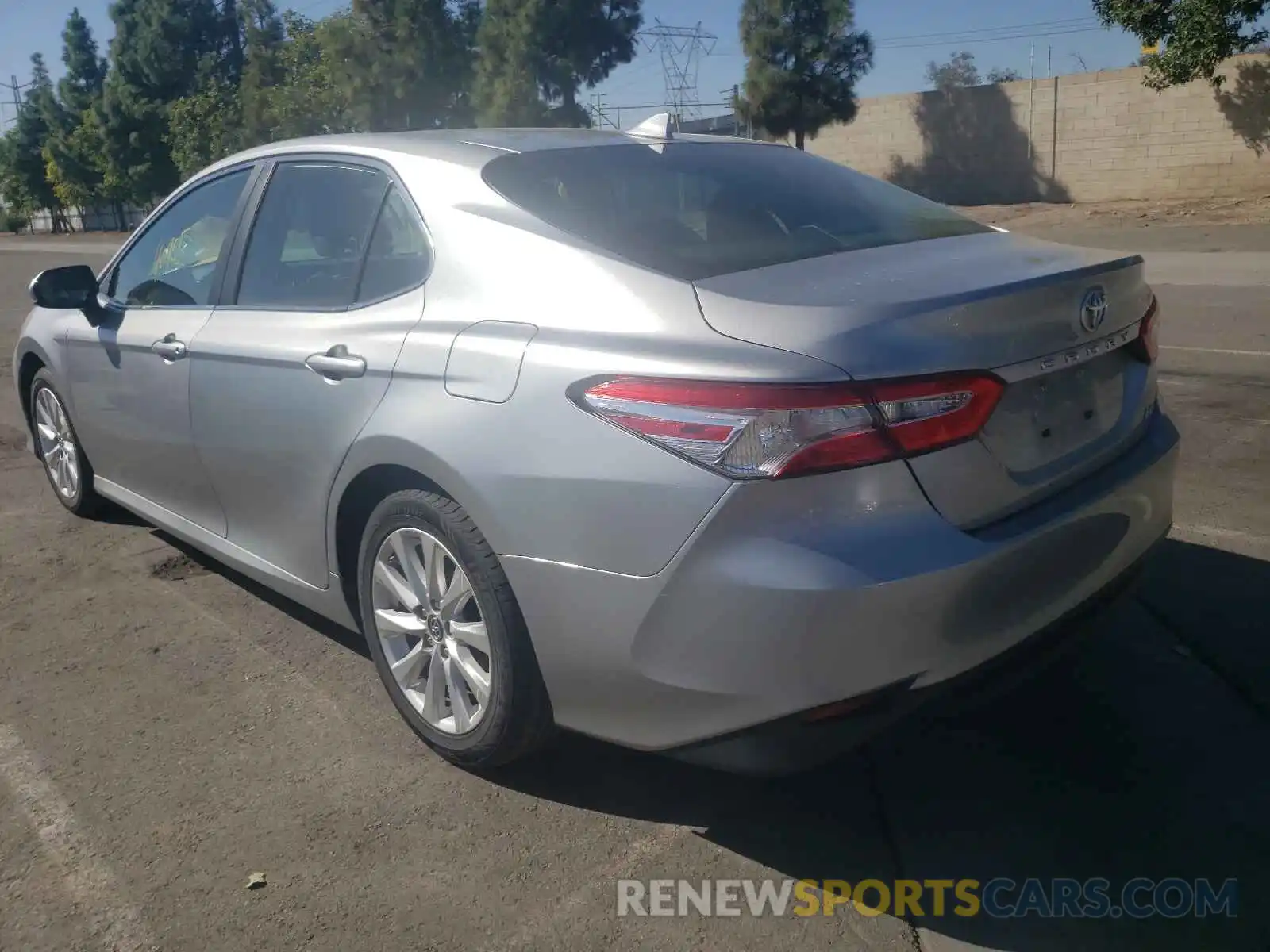 3 Photograph of a damaged car 4T1B11HK3KU270350 TOYOTA CAMRY 2019