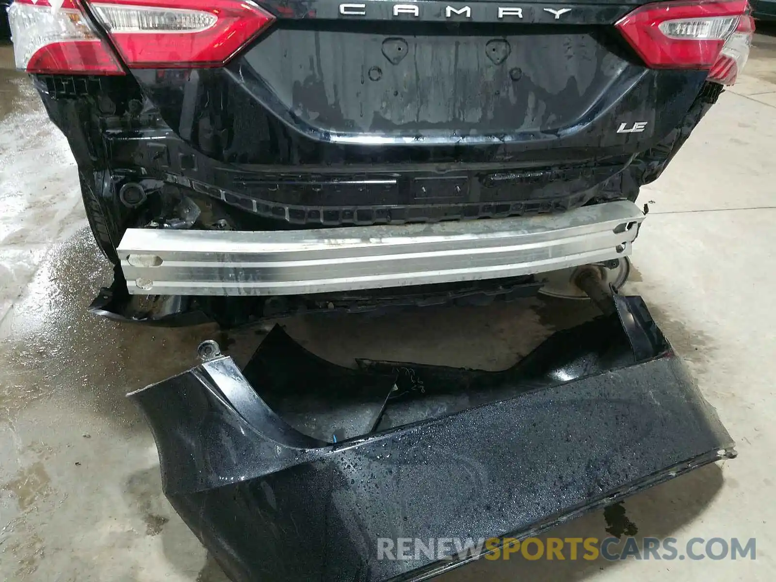 9 Photograph of a damaged car 4T1B11HK3KU270929 TOYOTA CAMRY 2019