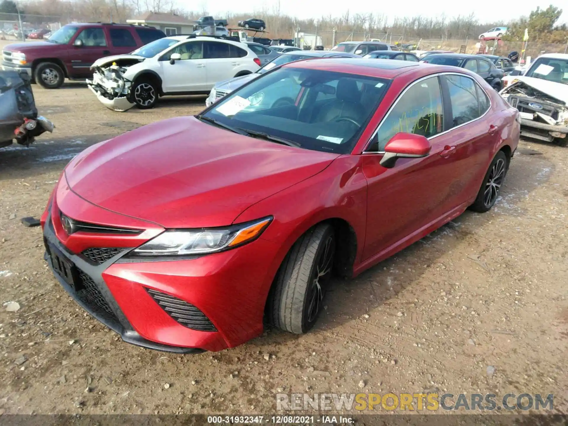 2 Фотография поврежденного автомобиля 4T1B11HK3KU272194 TOYOTA CAMRY 2019