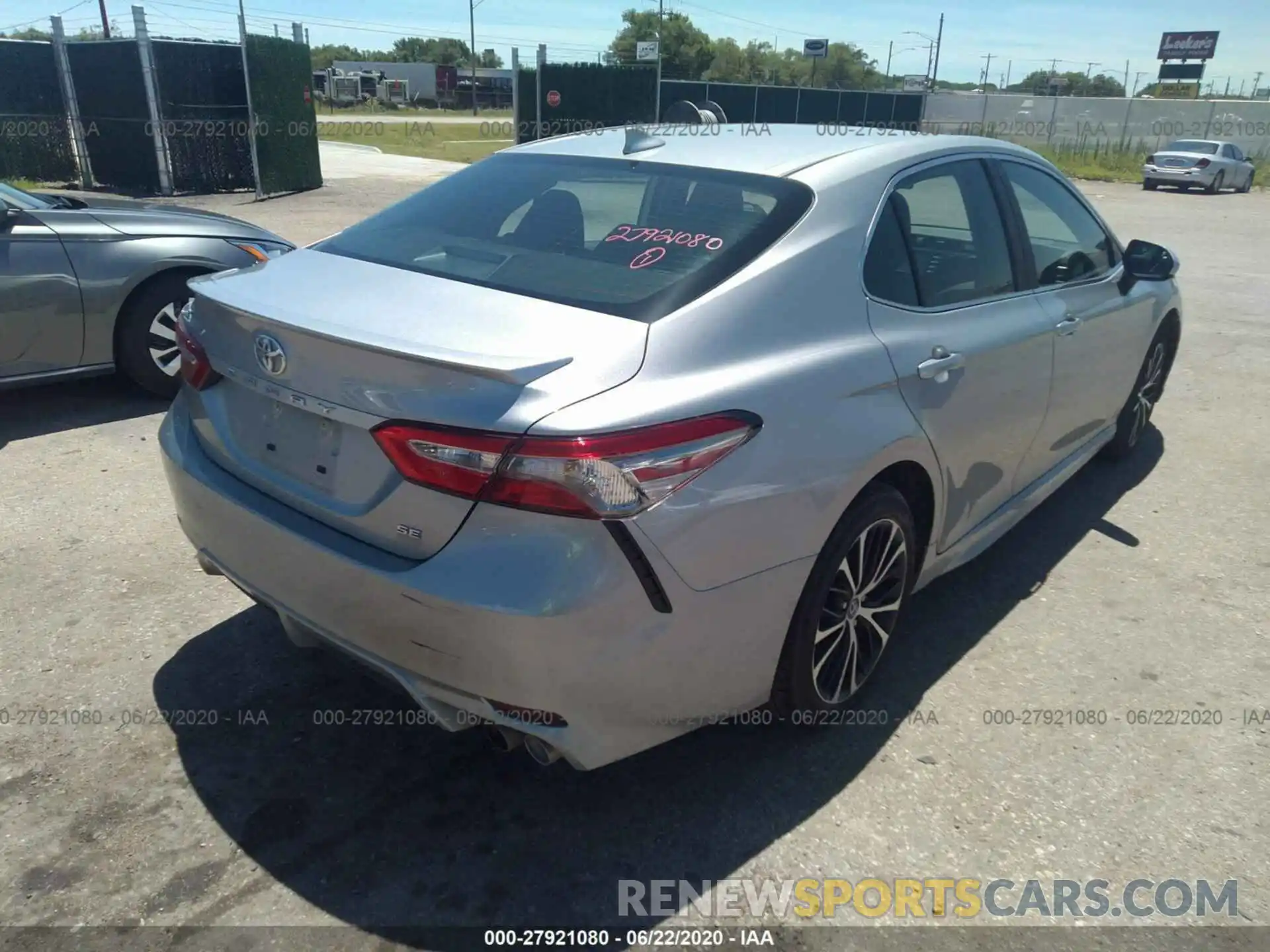 4 Photograph of a damaged car 4T1B11HK3KU273345 TOYOTA CAMRY 2019