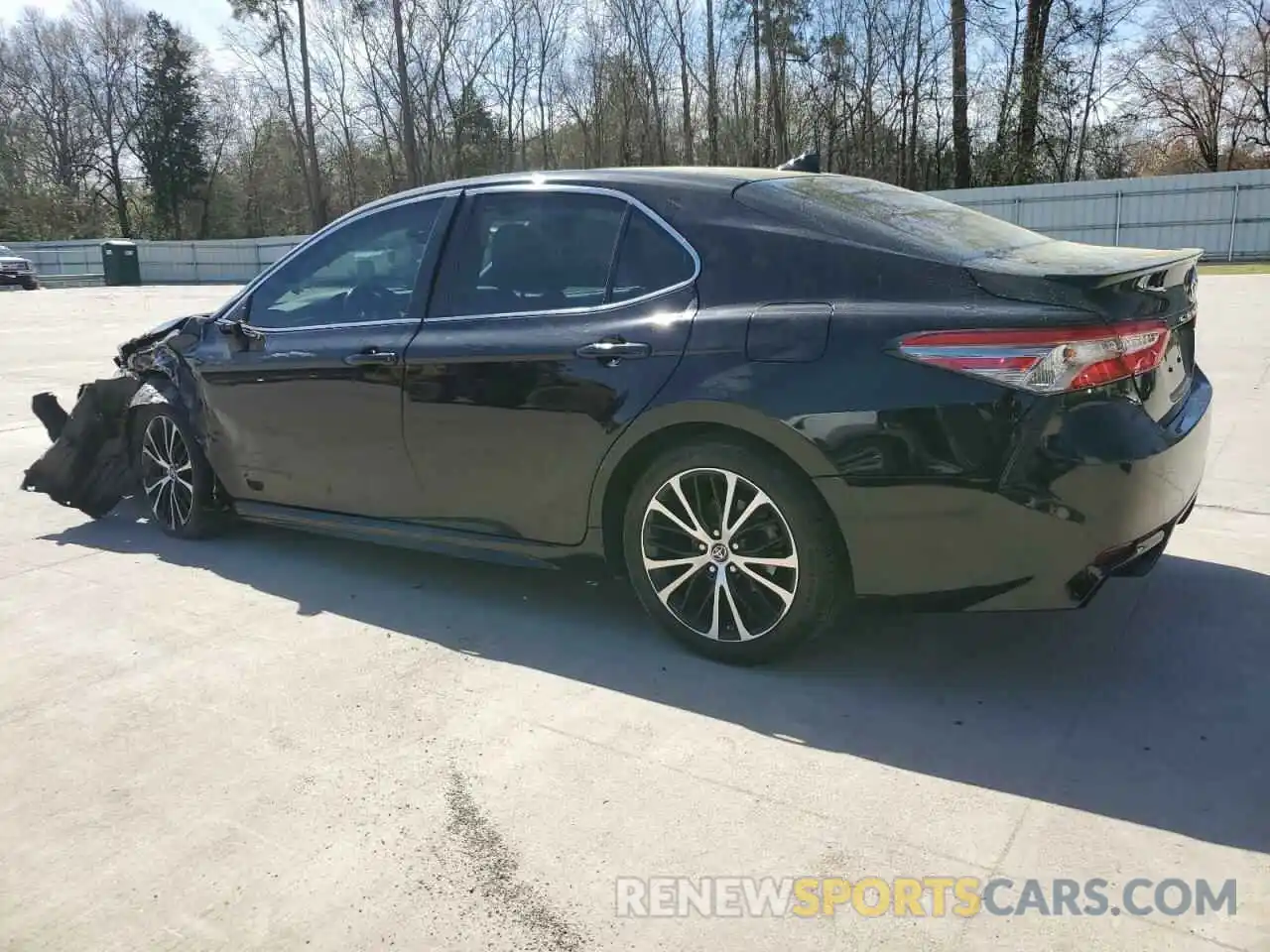 2 Photograph of a damaged car 4T1B11HK3KU276990 TOYOTA CAMRY 2019