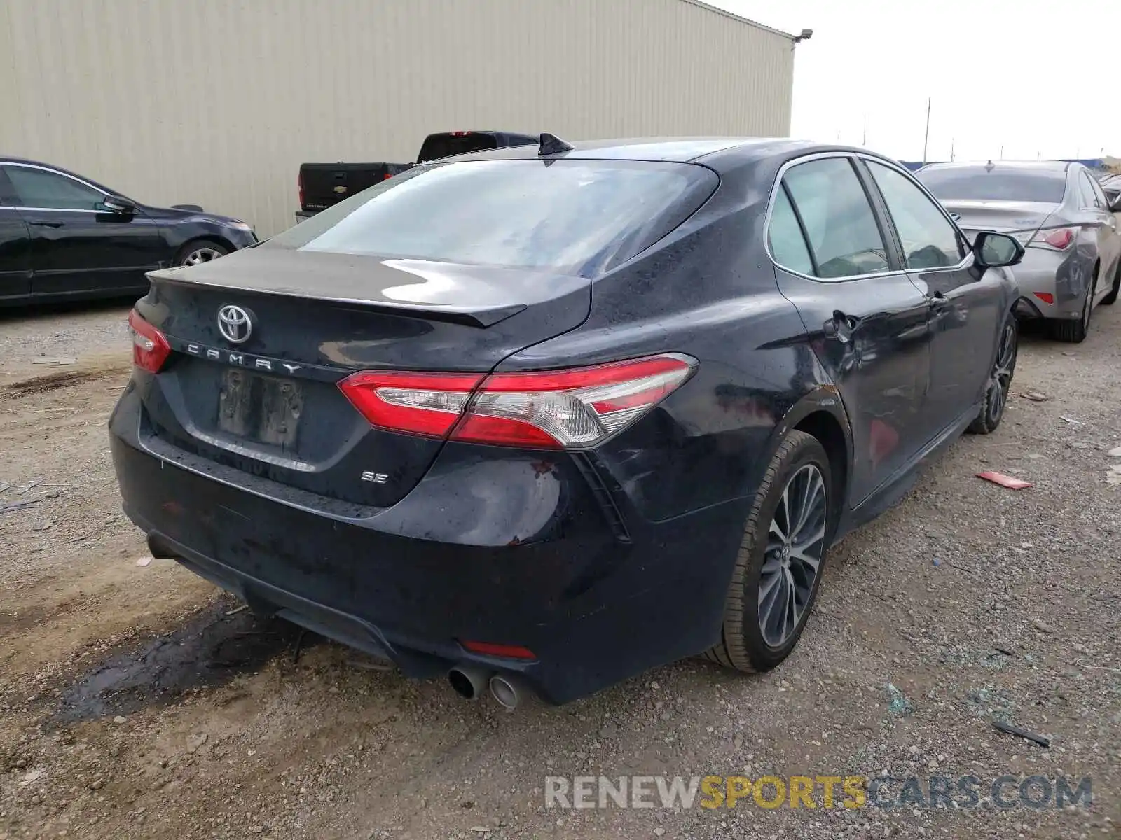 4 Photograph of a damaged car 4T1B11HK3KU278318 TOYOTA CAMRY 2019