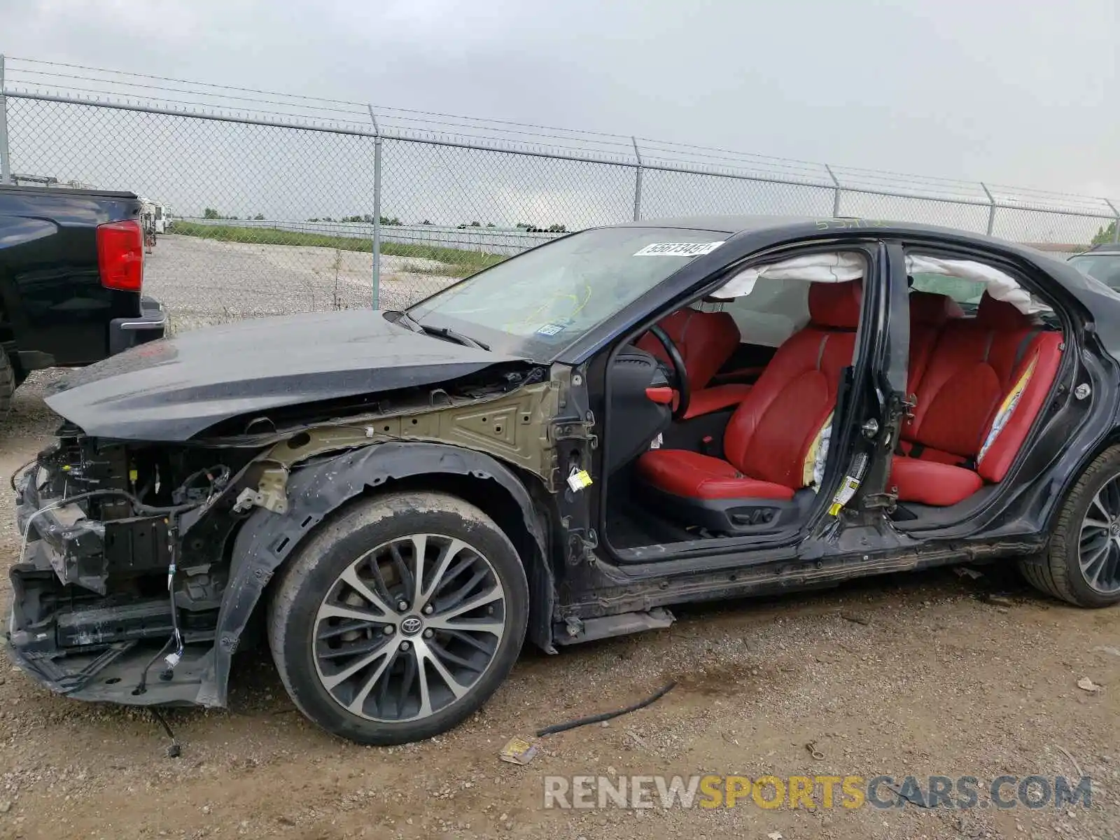 9 Photograph of a damaged car 4T1B11HK3KU278318 TOYOTA CAMRY 2019