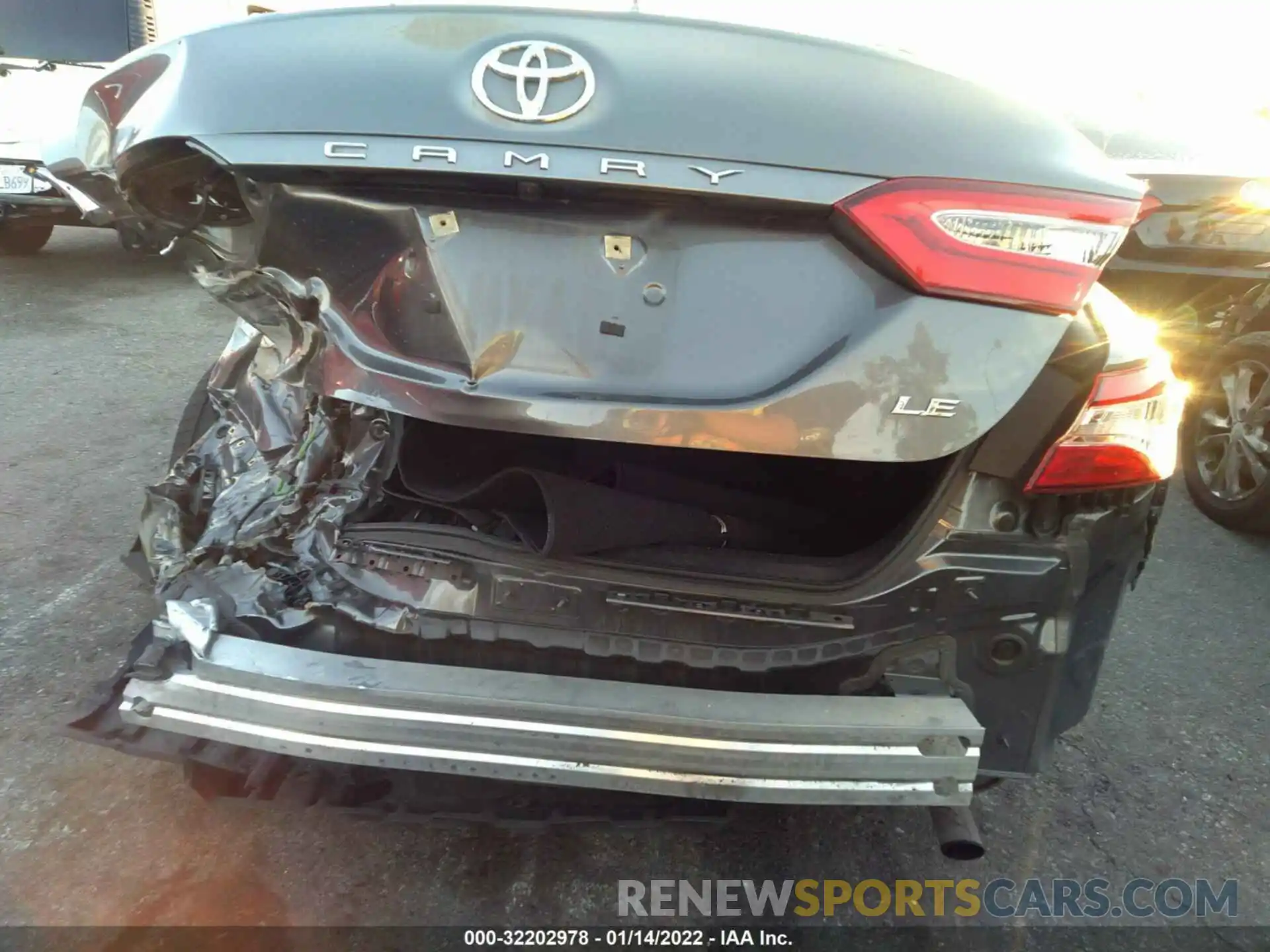 6 Photograph of a damaged car 4T1B11HK3KU278514 TOYOTA CAMRY 2019