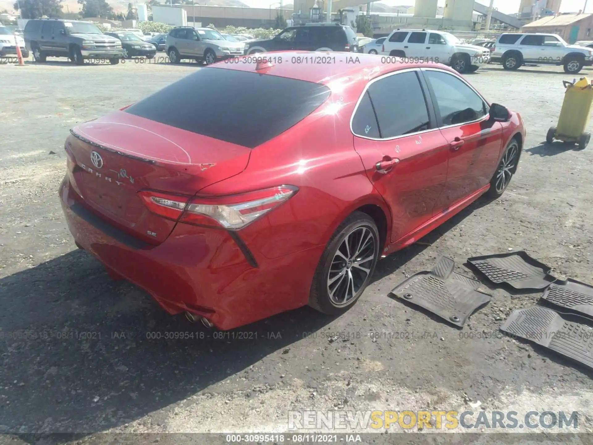 4 Фотография поврежденного автомобиля 4T1B11HK3KU278822 TOYOTA CAMRY 2019