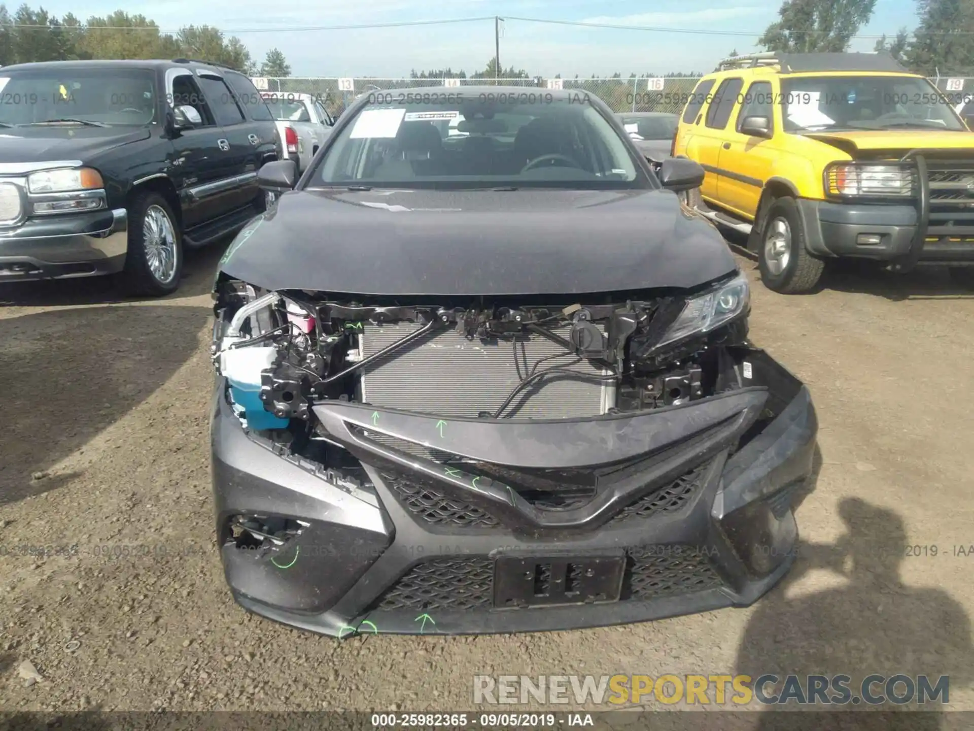 6 Photograph of a damaged car 4T1B11HK3KU278920 TOYOTA CAMRY 2019