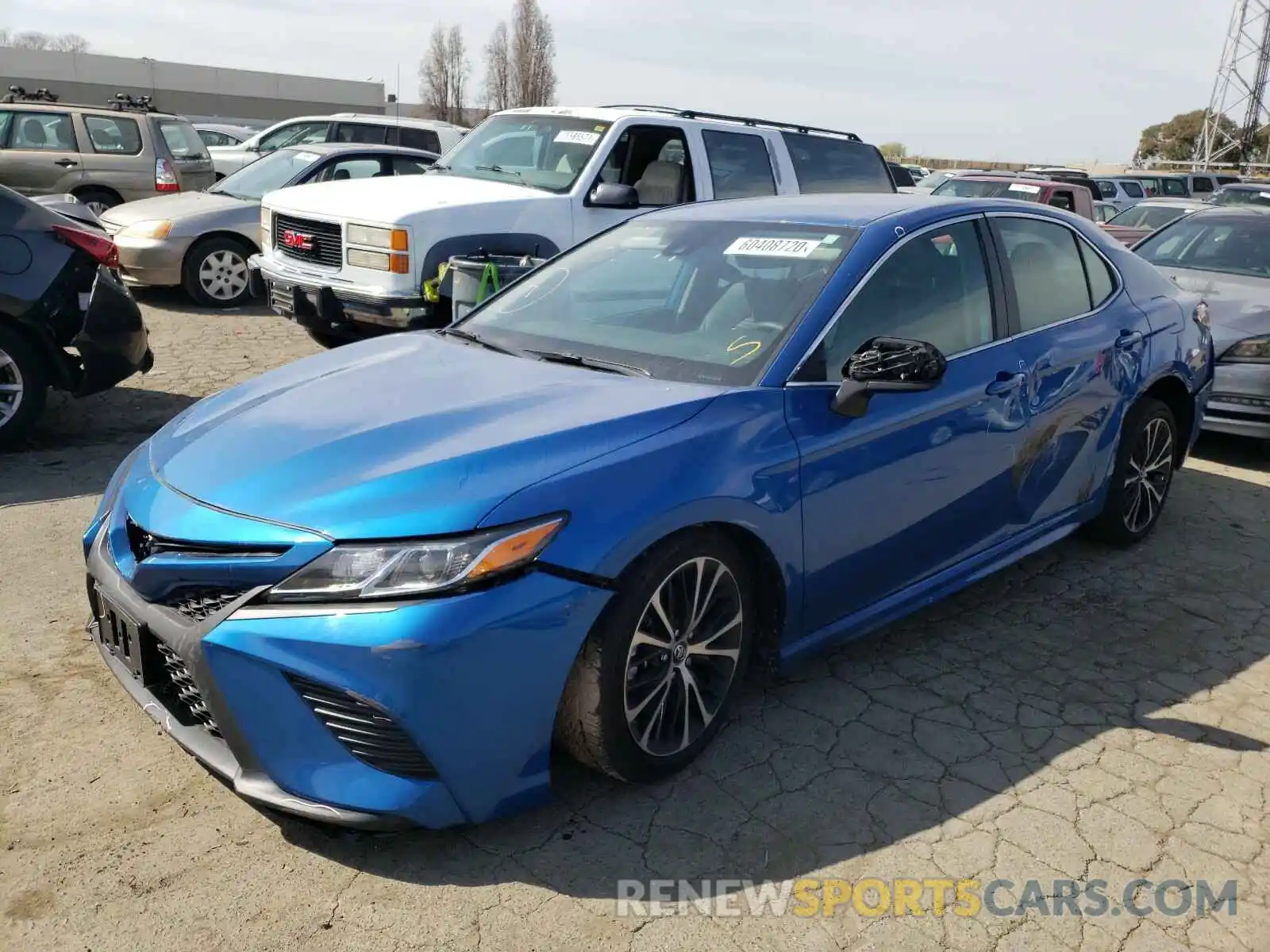 2 Photograph of a damaged car 4T1B11HK3KU280408 TOYOTA CAMRY 2019