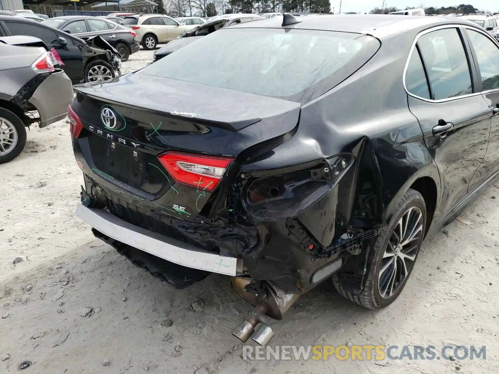 9 Photograph of a damaged car 4T1B11HK3KU280747 TOYOTA CAMRY 2019