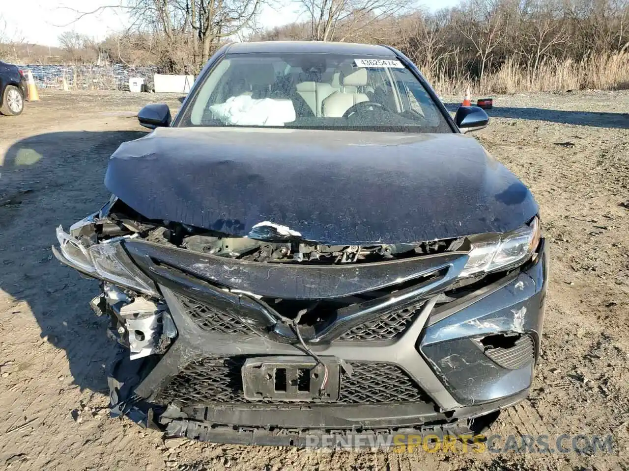 5 Photograph of a damaged car 4T1B11HK3KU282935 TOYOTA CAMRY 2019