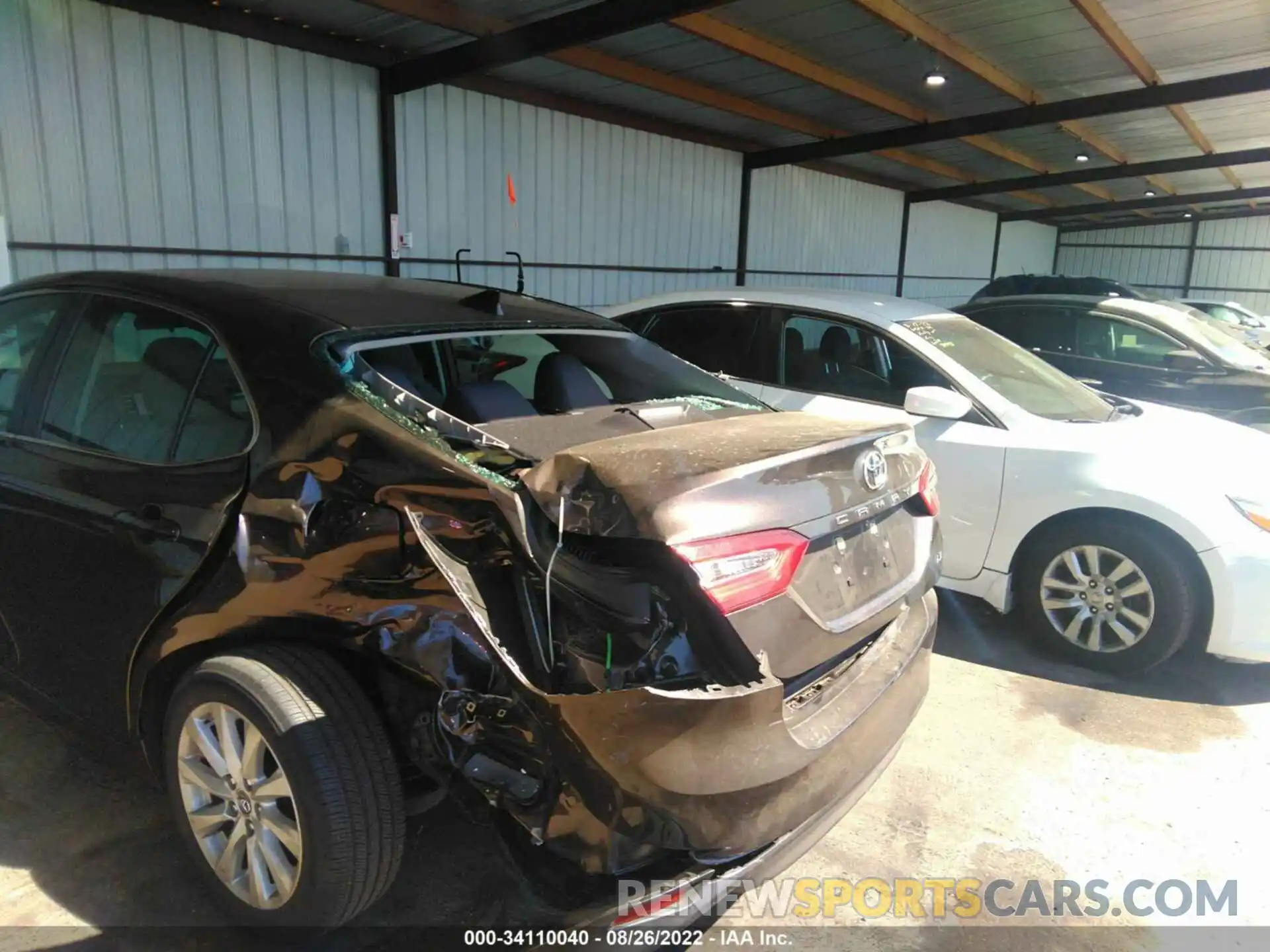 6 Photograph of a damaged car 4T1B11HK3KU284863 TOYOTA CAMRY 2019