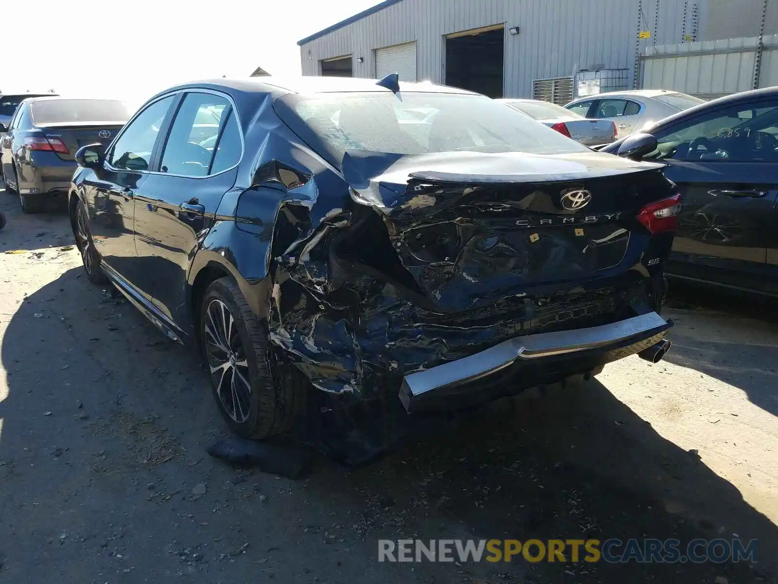 3 Photograph of a damaged car 4T1B11HK3KU286354 TOYOTA CAMRY 2019