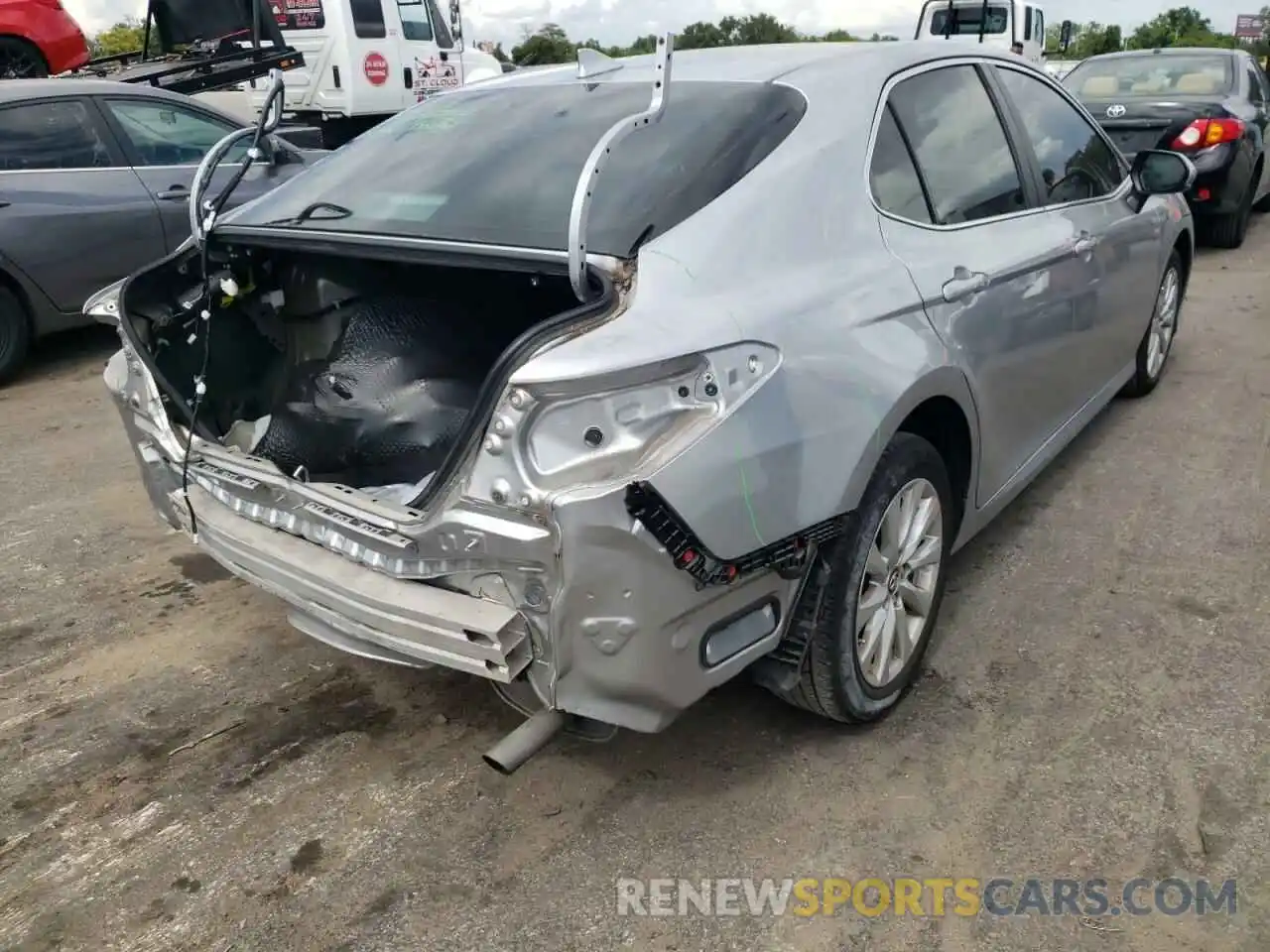 4 Photograph of a damaged car 4T1B11HK3KU286533 TOYOTA CAMRY 2019