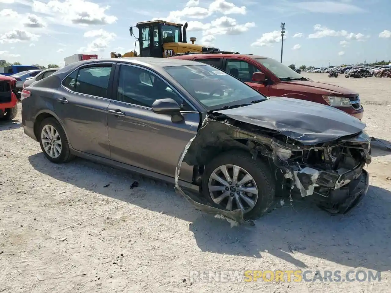 4 Photograph of a damaged car 4T1B11HK3KU287522 TOYOTA CAMRY 2019