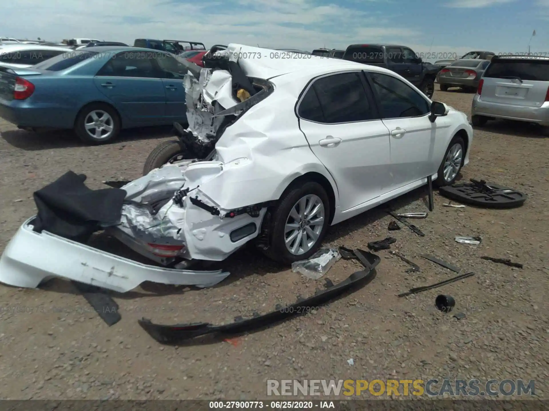 4 Photograph of a damaged car 4T1B11HK3KU289738 TOYOTA CAMRY 2019