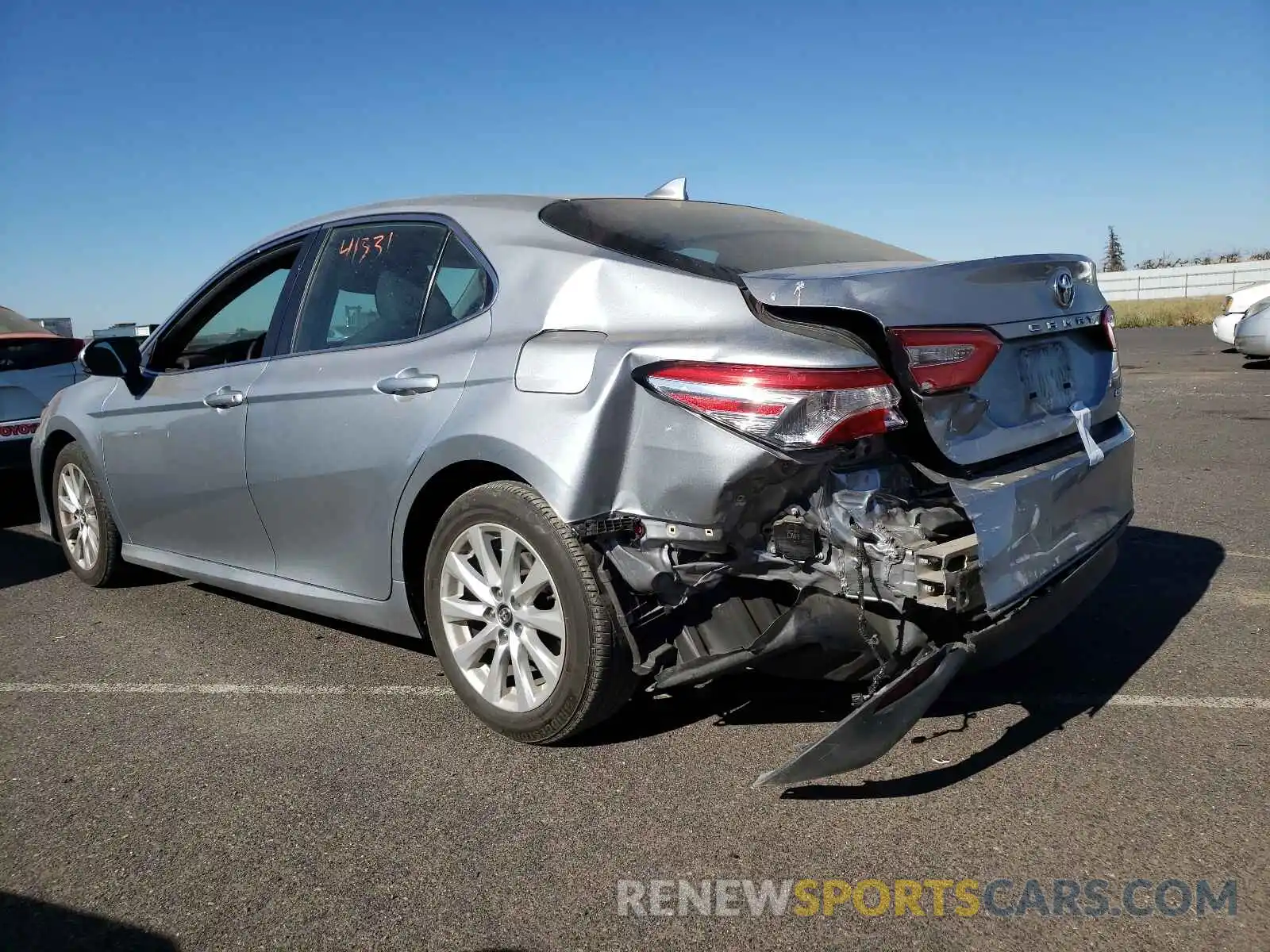 3 Photograph of a damaged car 4T1B11HK3KU290209 TOYOTA CAMRY 2019