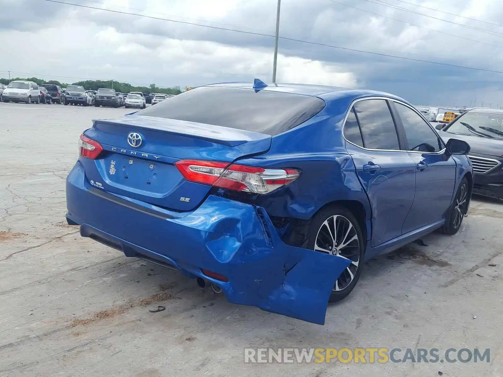 4 Фотография поврежденного автомобиля 4T1B11HK3KU291456 TOYOTA CAMRY 2019