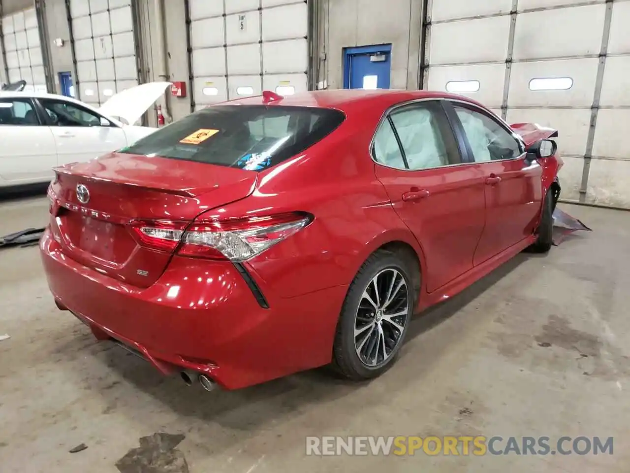 4 Photograph of a damaged car 4T1B11HK3KU293028 TOYOTA CAMRY 2019