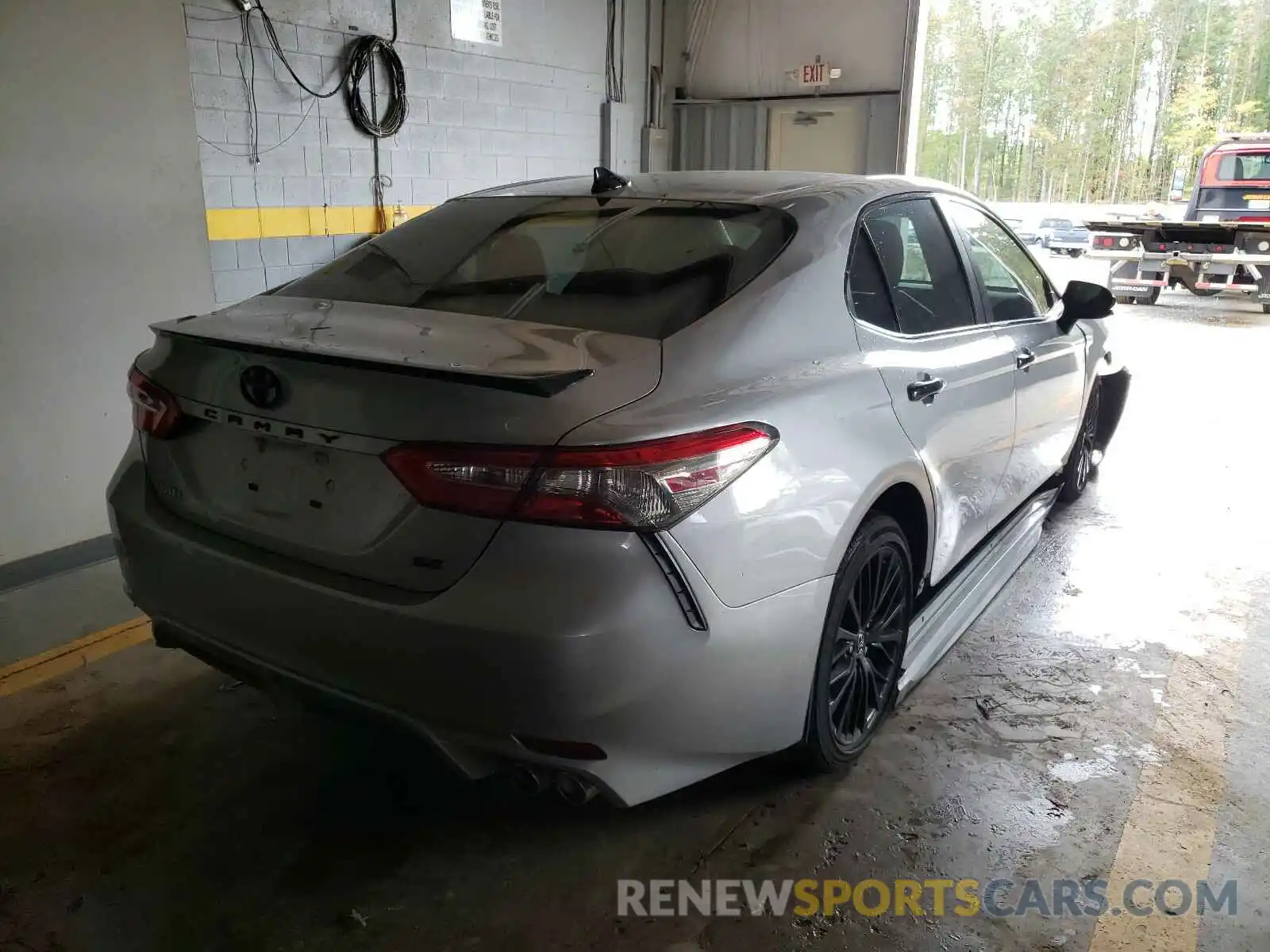 4 Photograph of a damaged car 4T1B11HK3KU293854 TOYOTA CAMRY 2019