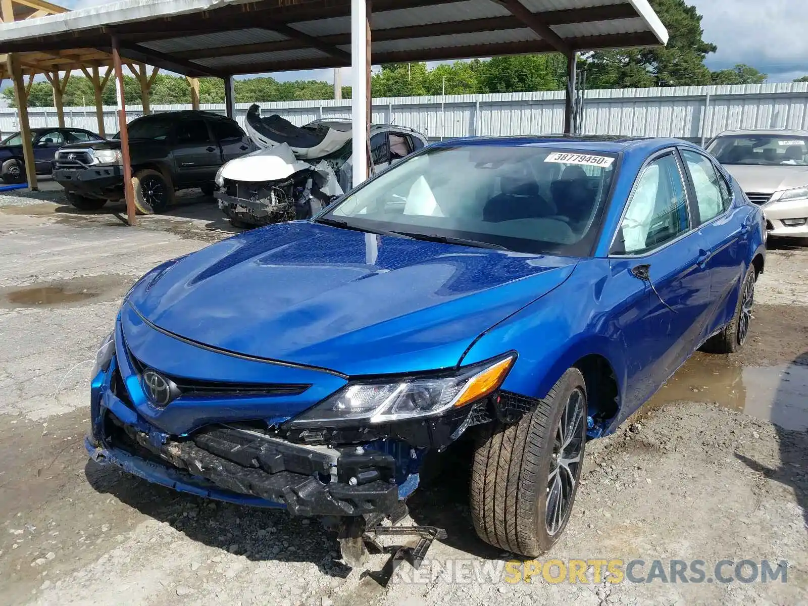 2 Photograph of a damaged car 4T1B11HK3KU294034 TOYOTA CAMRY 2019