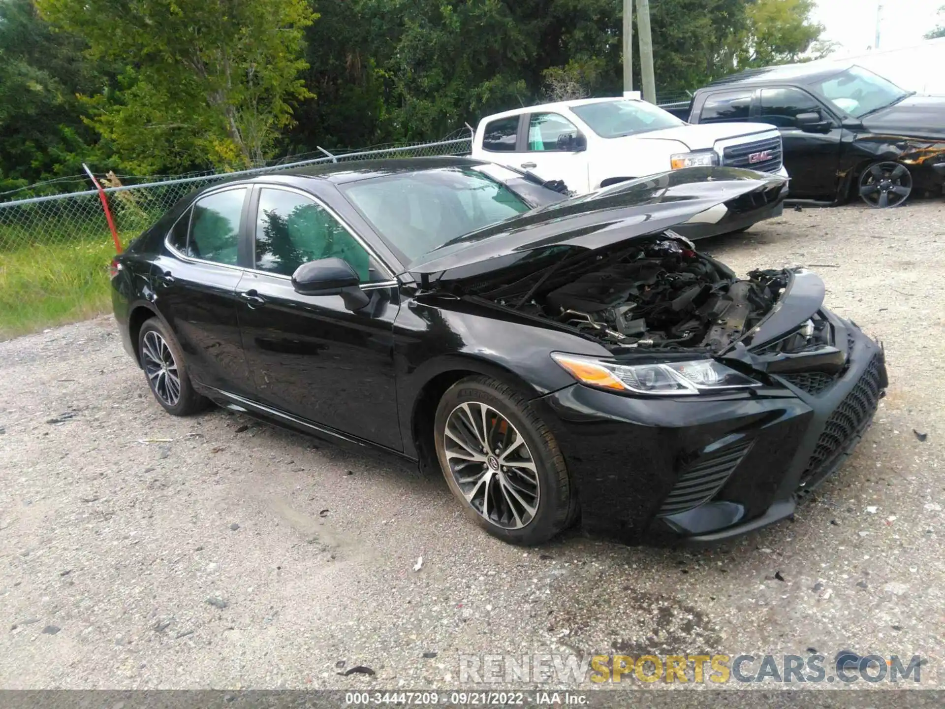 1 Photograph of a damaged car 4T1B11HK3KU294812 TOYOTA CAMRY 2019