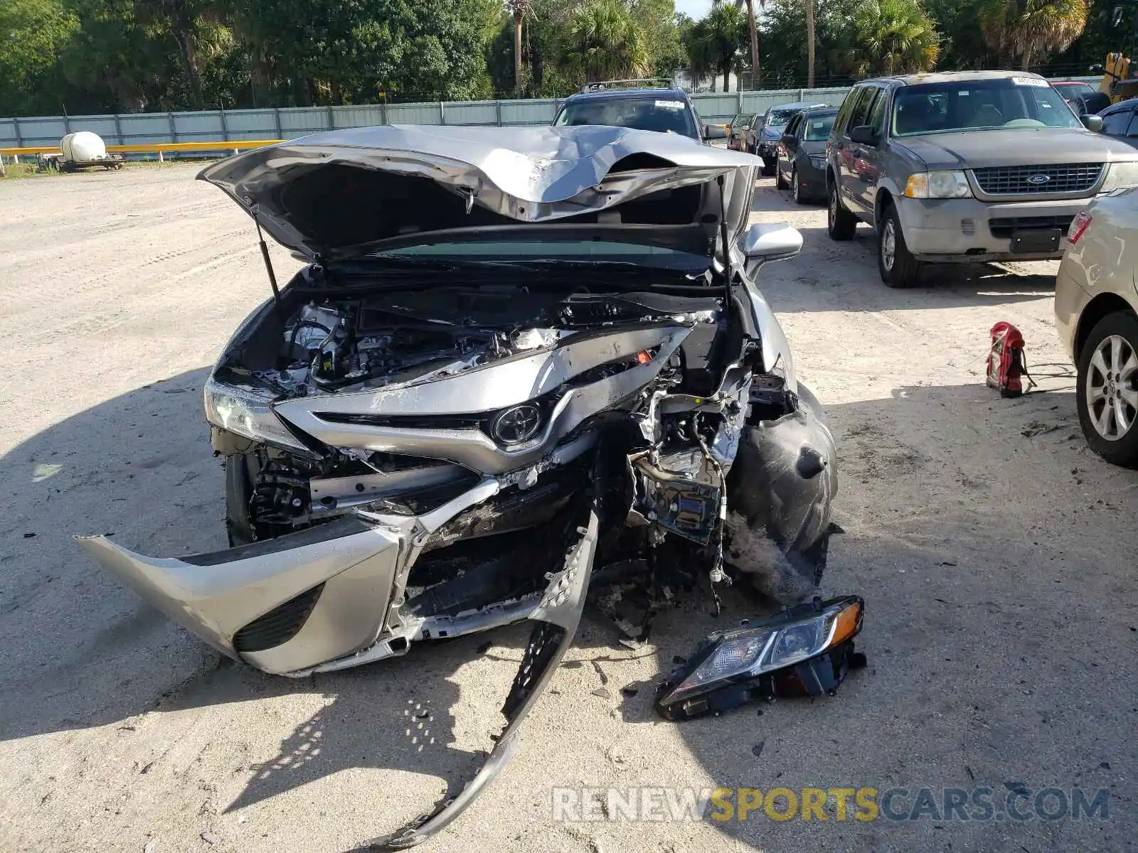 9 Photograph of a damaged car 4T1B11HK3KU295104 TOYOTA CAMRY 2019