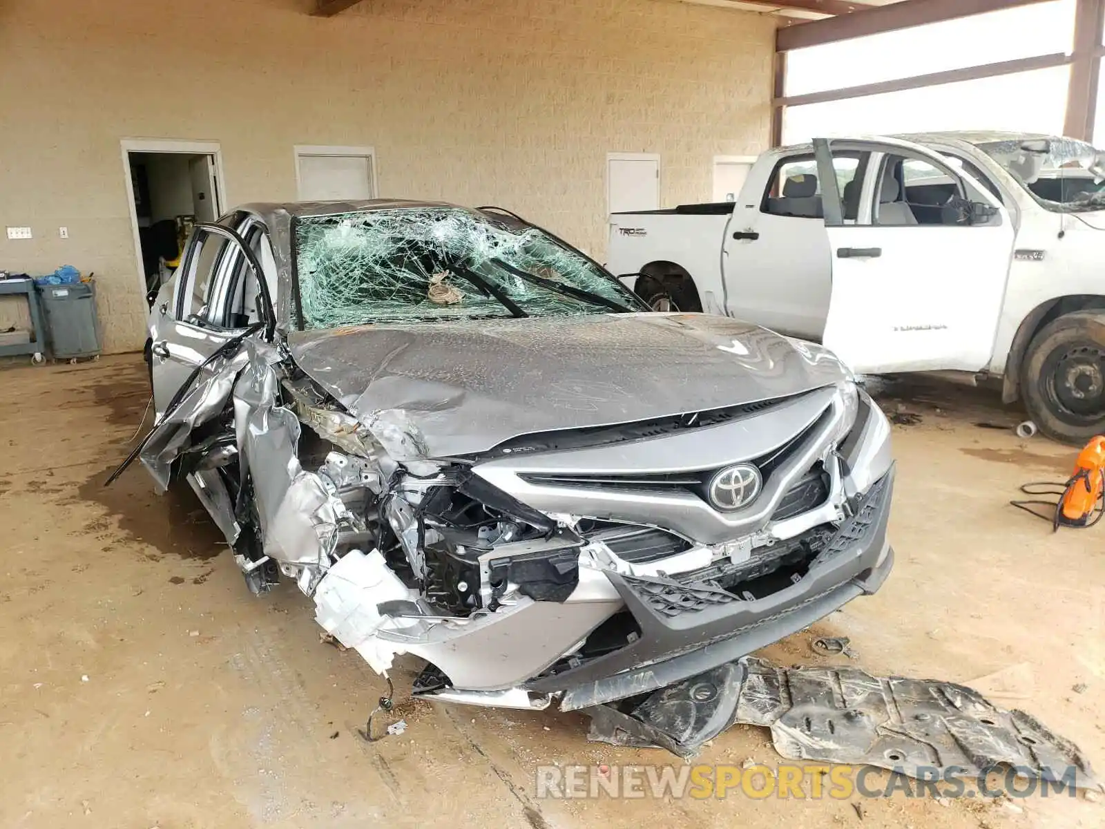 1 Photograph of a damaged car 4T1B11HK3KU298584 TOYOTA CAMRY 2019