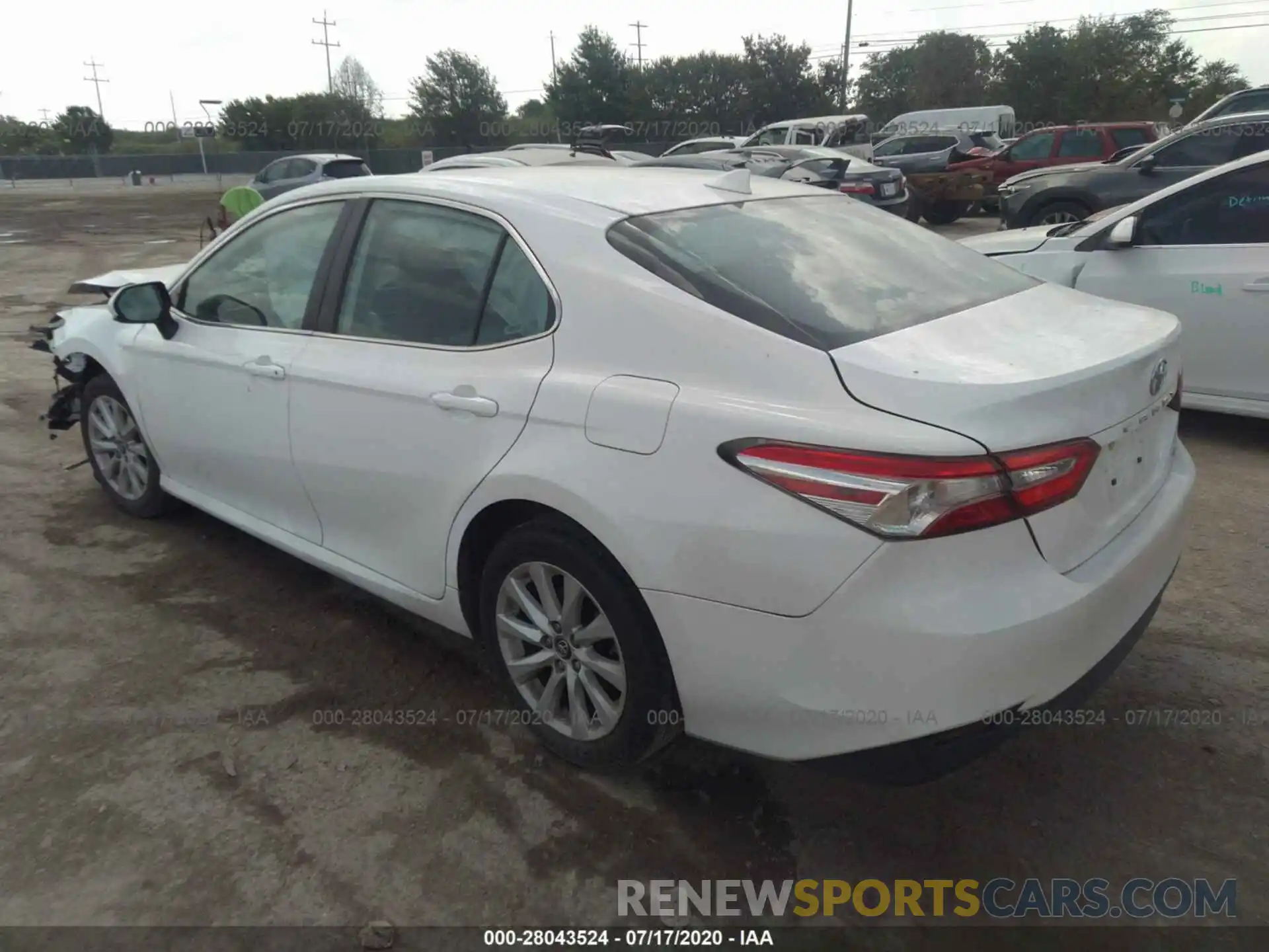 3 Photograph of a damaged car 4T1B11HK3KU679500 TOYOTA CAMRY 2019