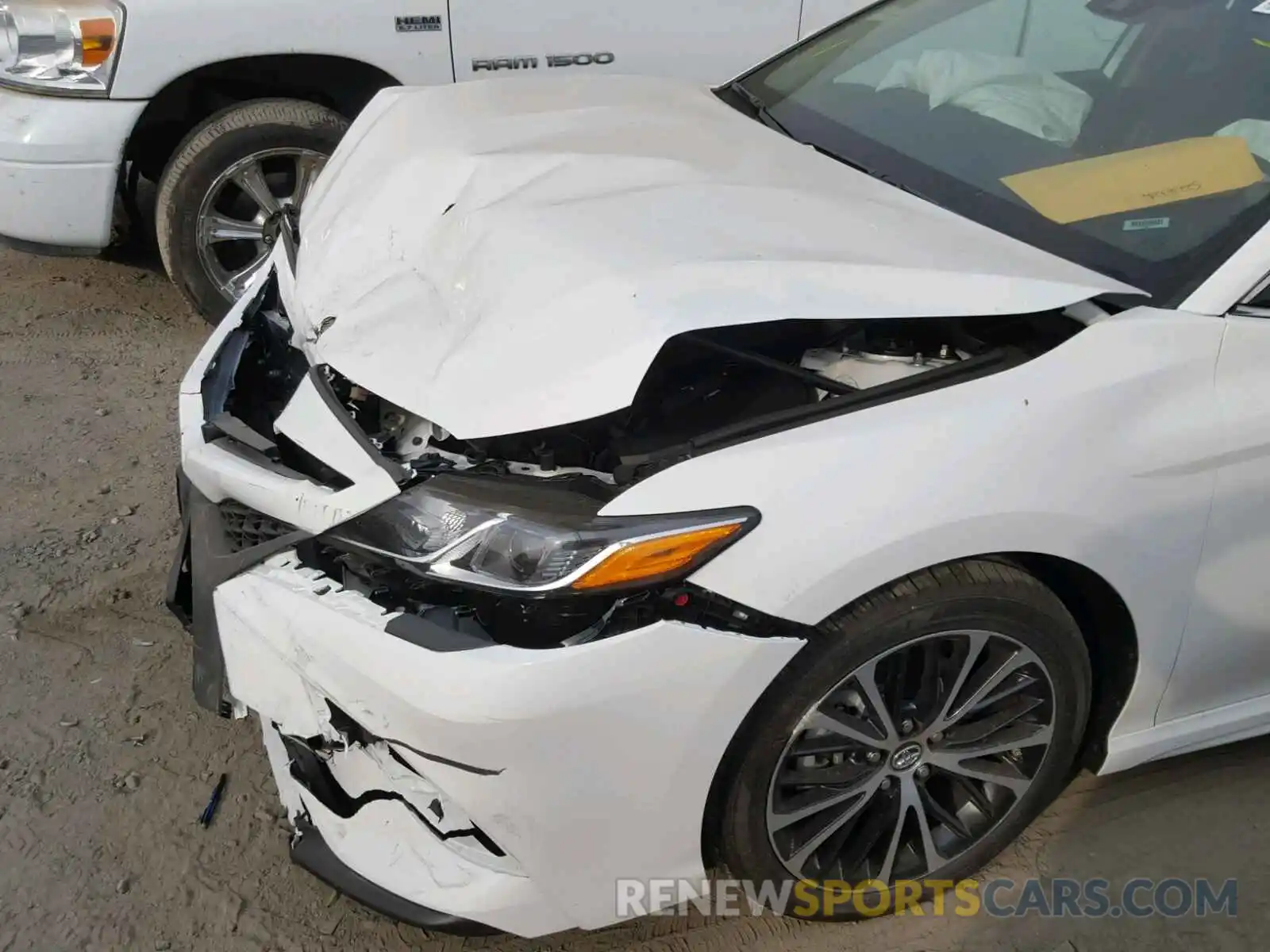 9 Photograph of a damaged car 4T1B11HK3KU679996 TOYOTA CAMRY 2019