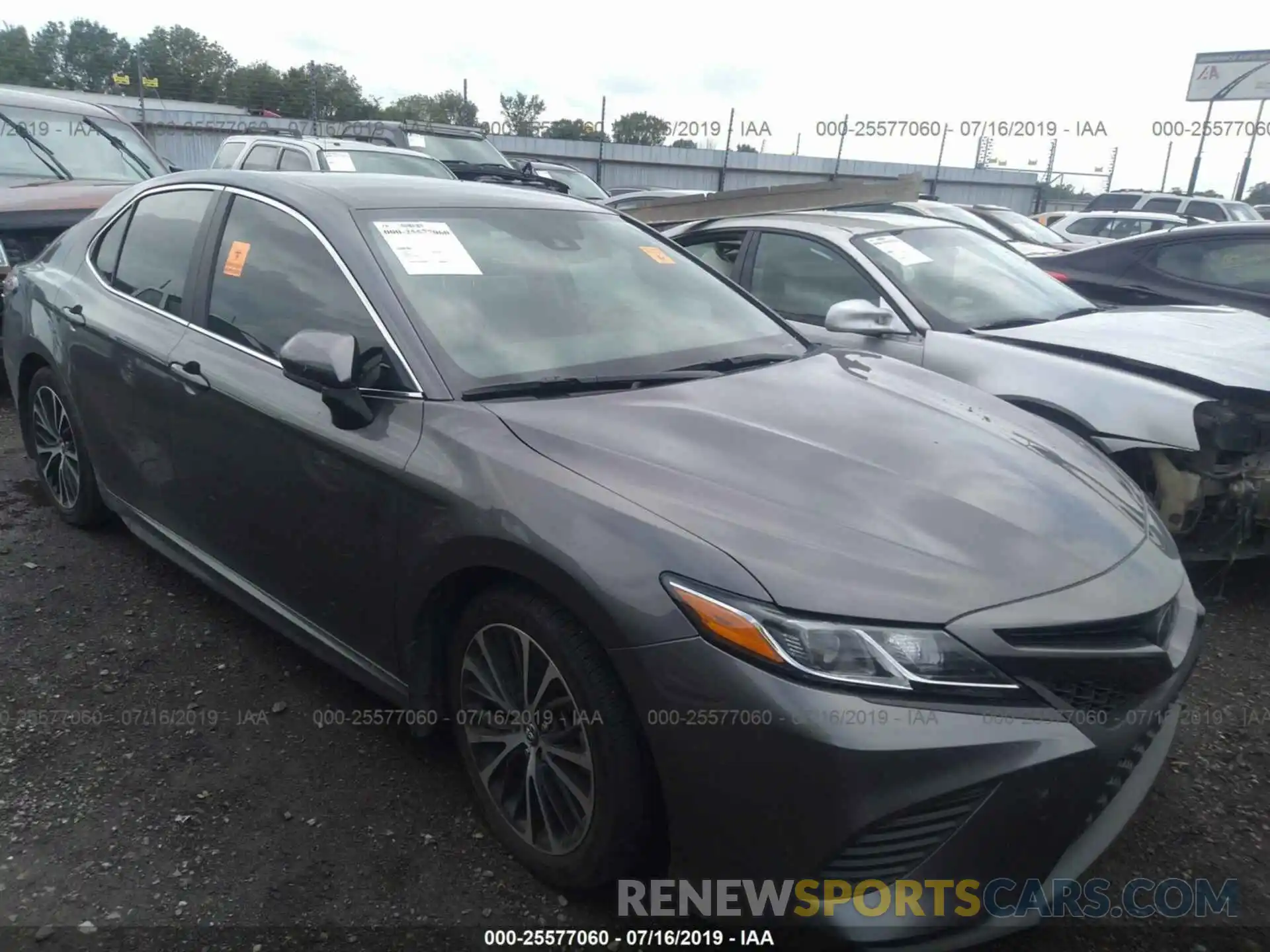 1 Photograph of a damaged car 4T1B11HK3KU680002 TOYOTA CAMRY 2019