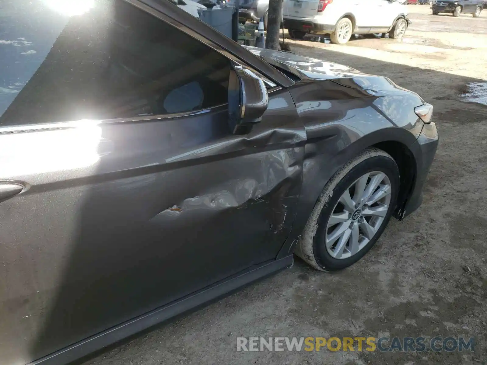 9 Photograph of a damaged car 4T1B11HK3KU680050 TOYOTA CAMRY 2019