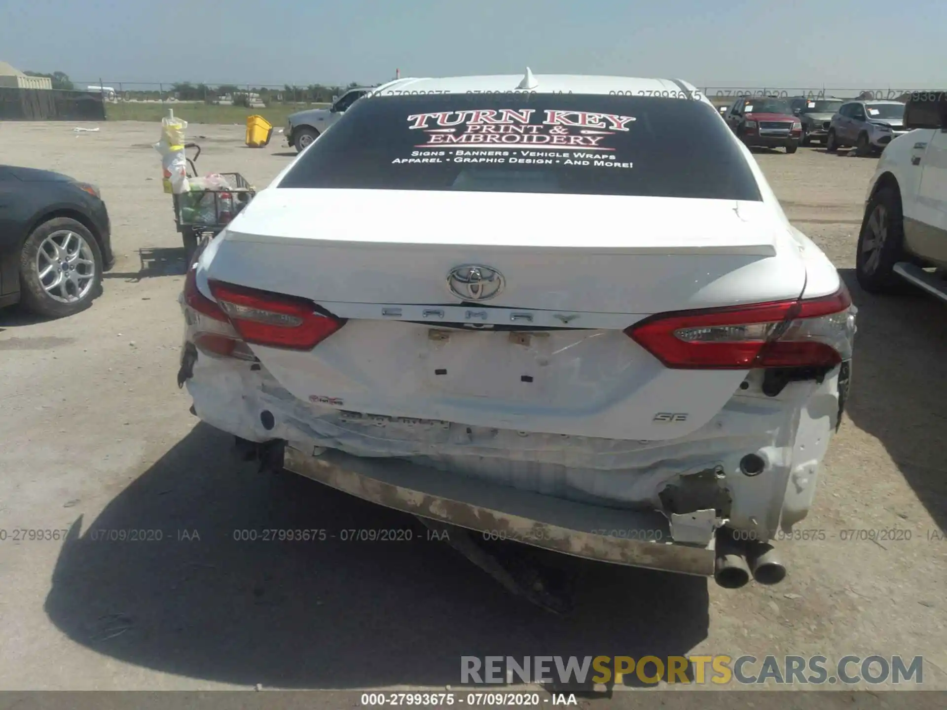 6 Photograph of a damaged car 4T1B11HK3KU680064 TOYOTA CAMRY 2019